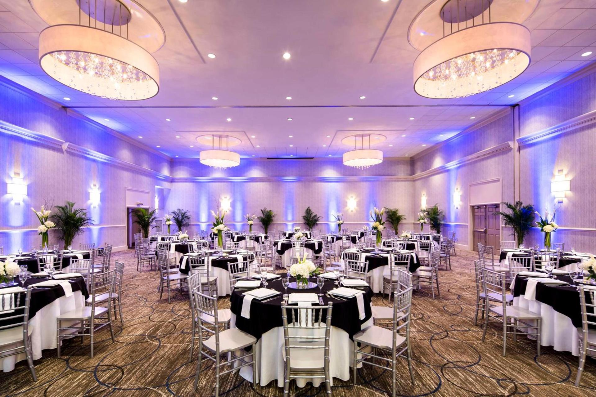 DoubleTree by Hilton Hotel Jacksonville Riverfront photo 42