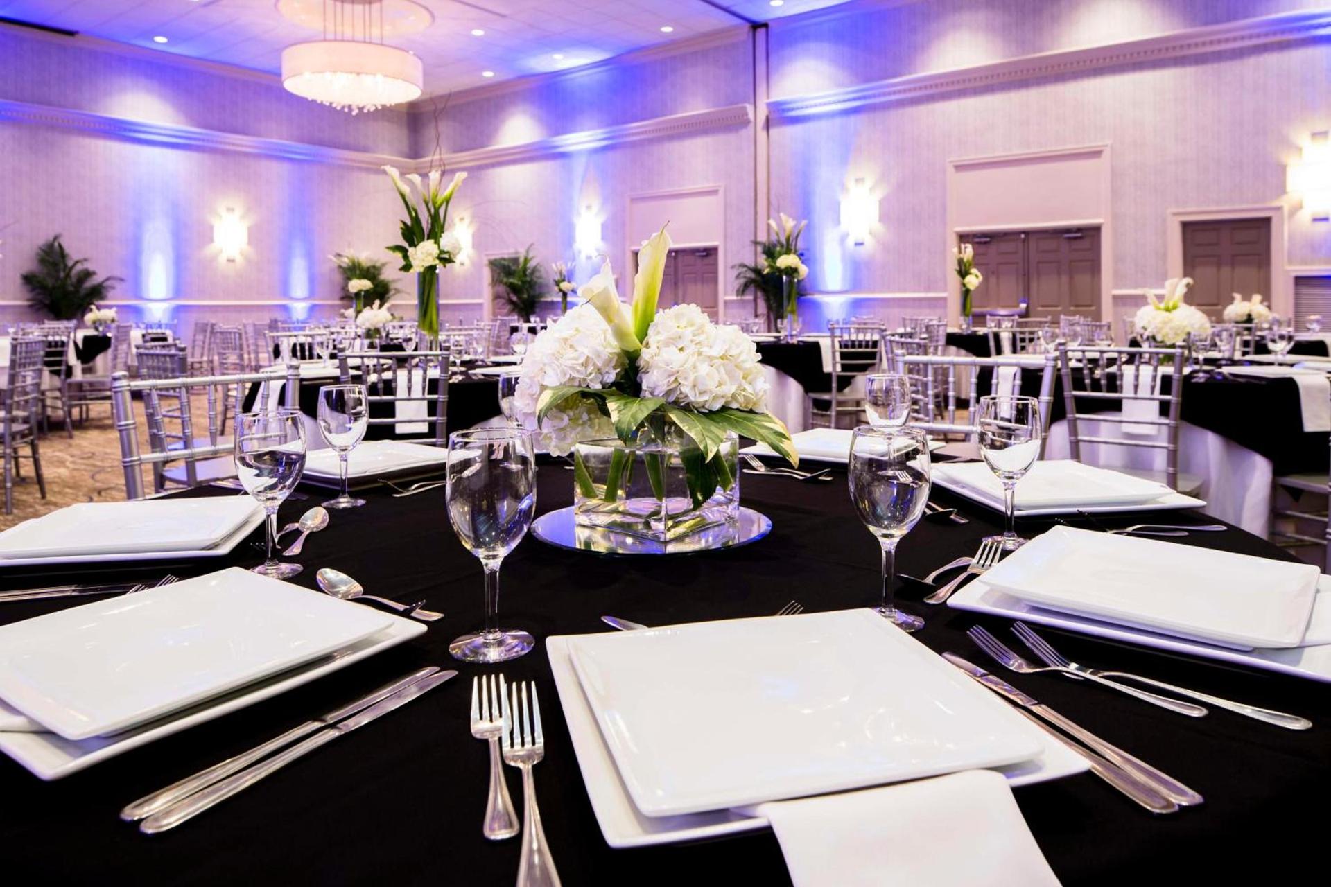 DoubleTree by Hilton Hotel Jacksonville Riverfront photo 46
