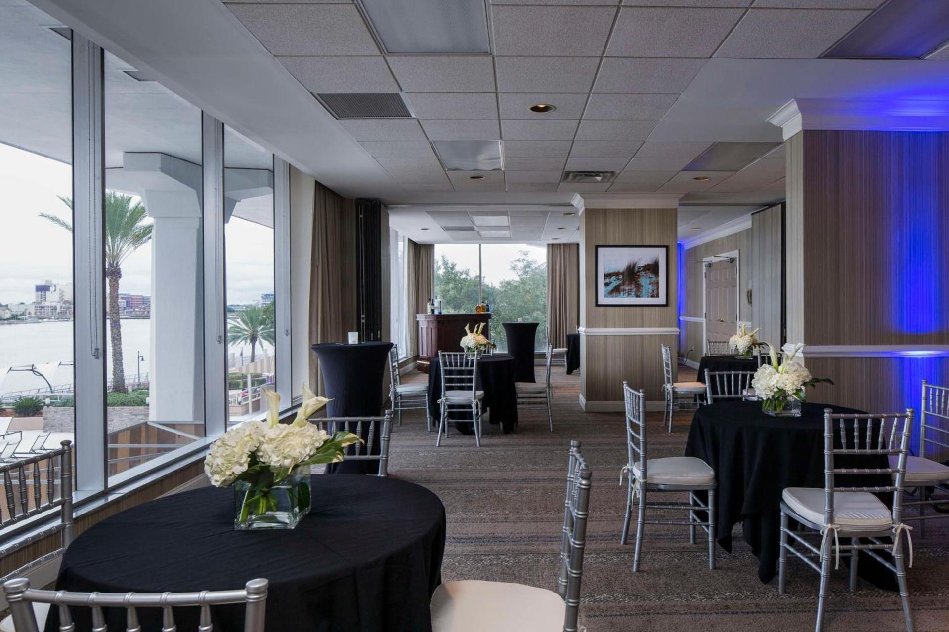 DoubleTree by Hilton Hotel Jacksonville Riverfront photo 50