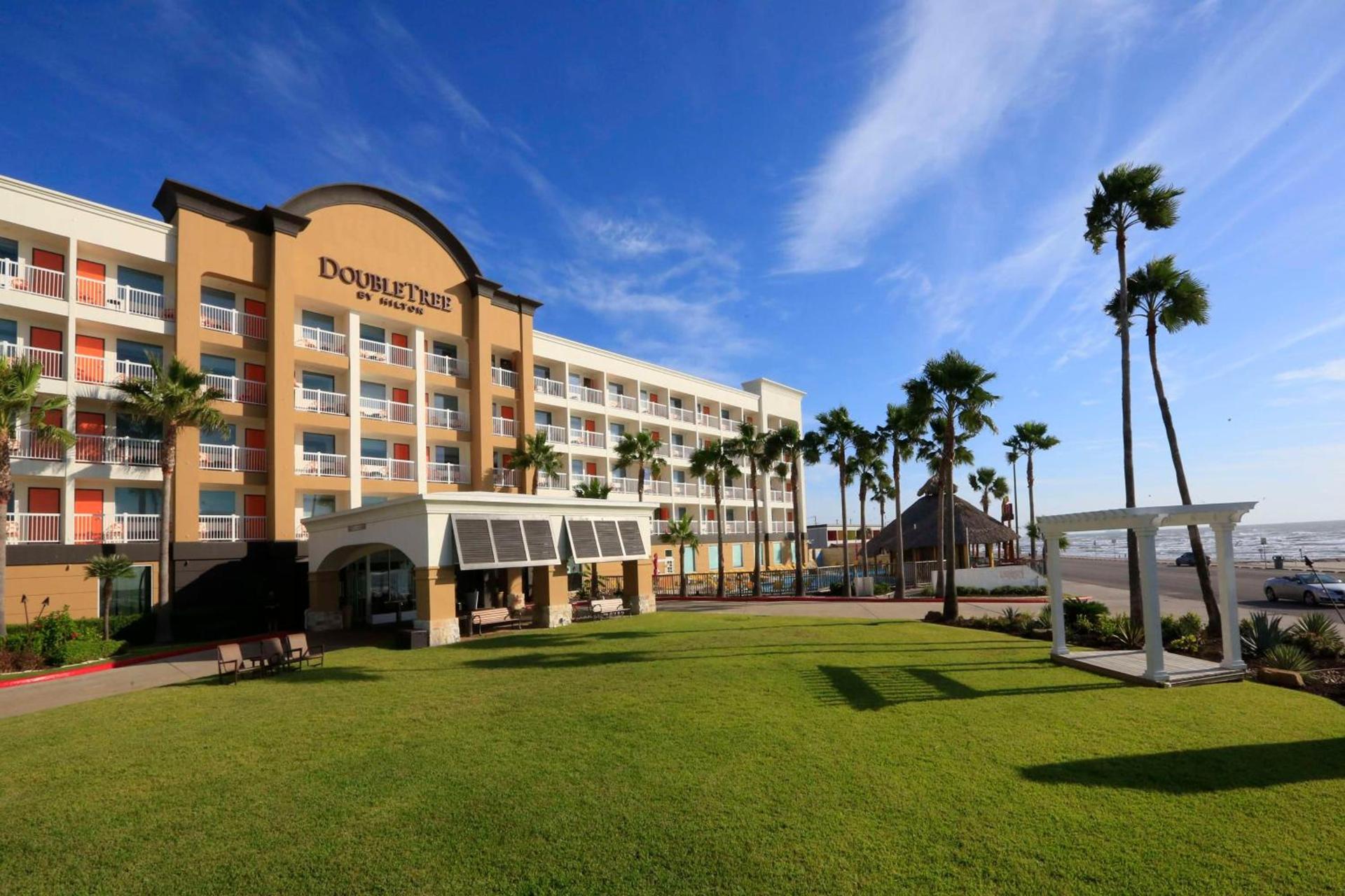DoubleTree by Hilton Galveston Beach photo 11