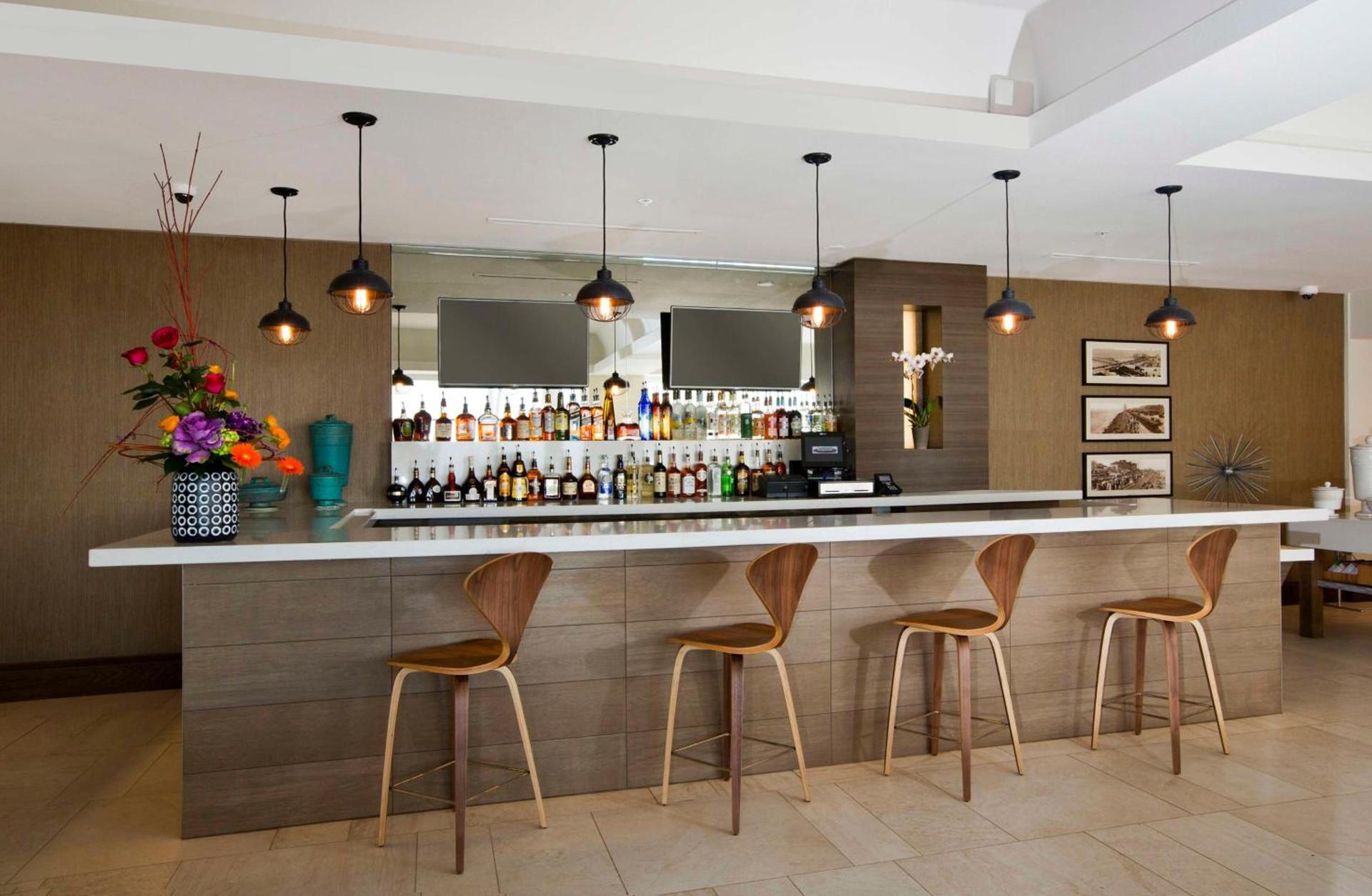 DoubleTree by Hilton Galveston Beach photo 37