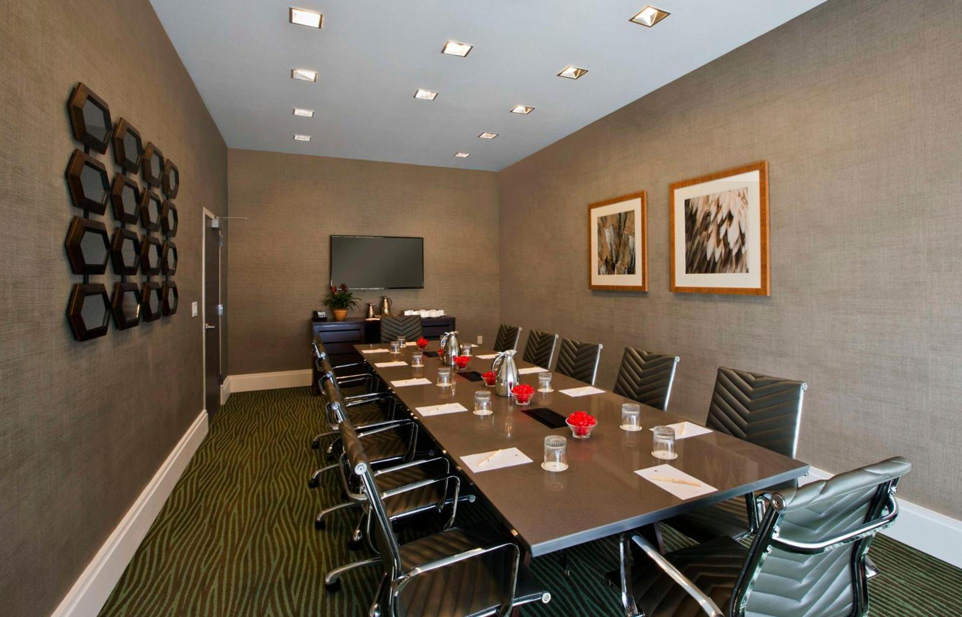DoubleTree by Hilton Galveston Beach photo 68