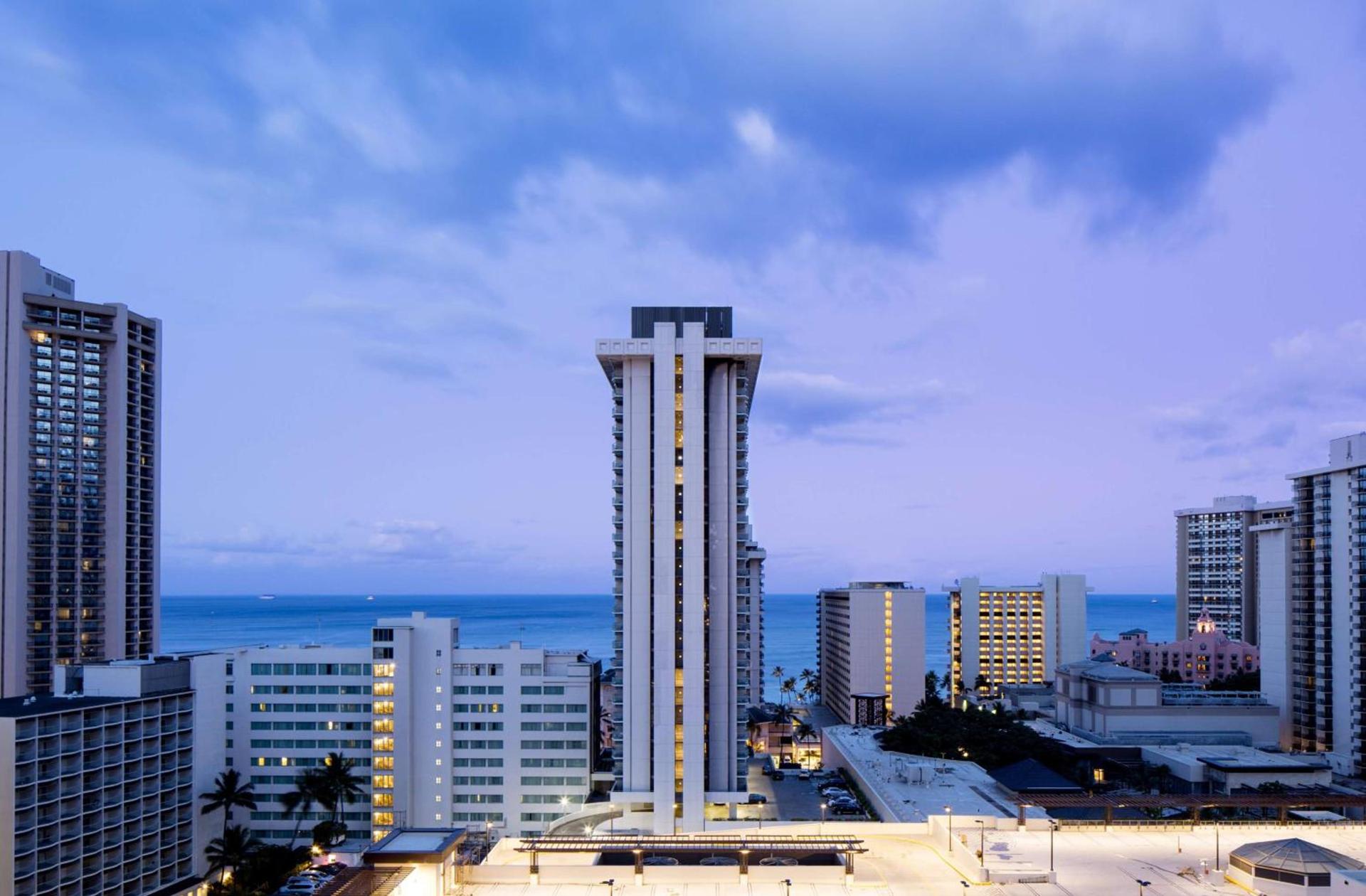 Hilton Garden Inn Waikiki Beach photo 19