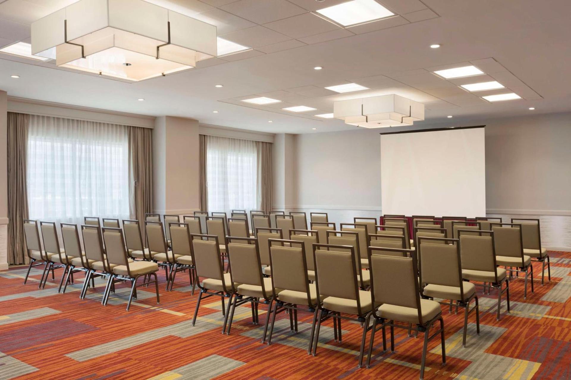 Embassy Suites by Hilton El Paso photo 27