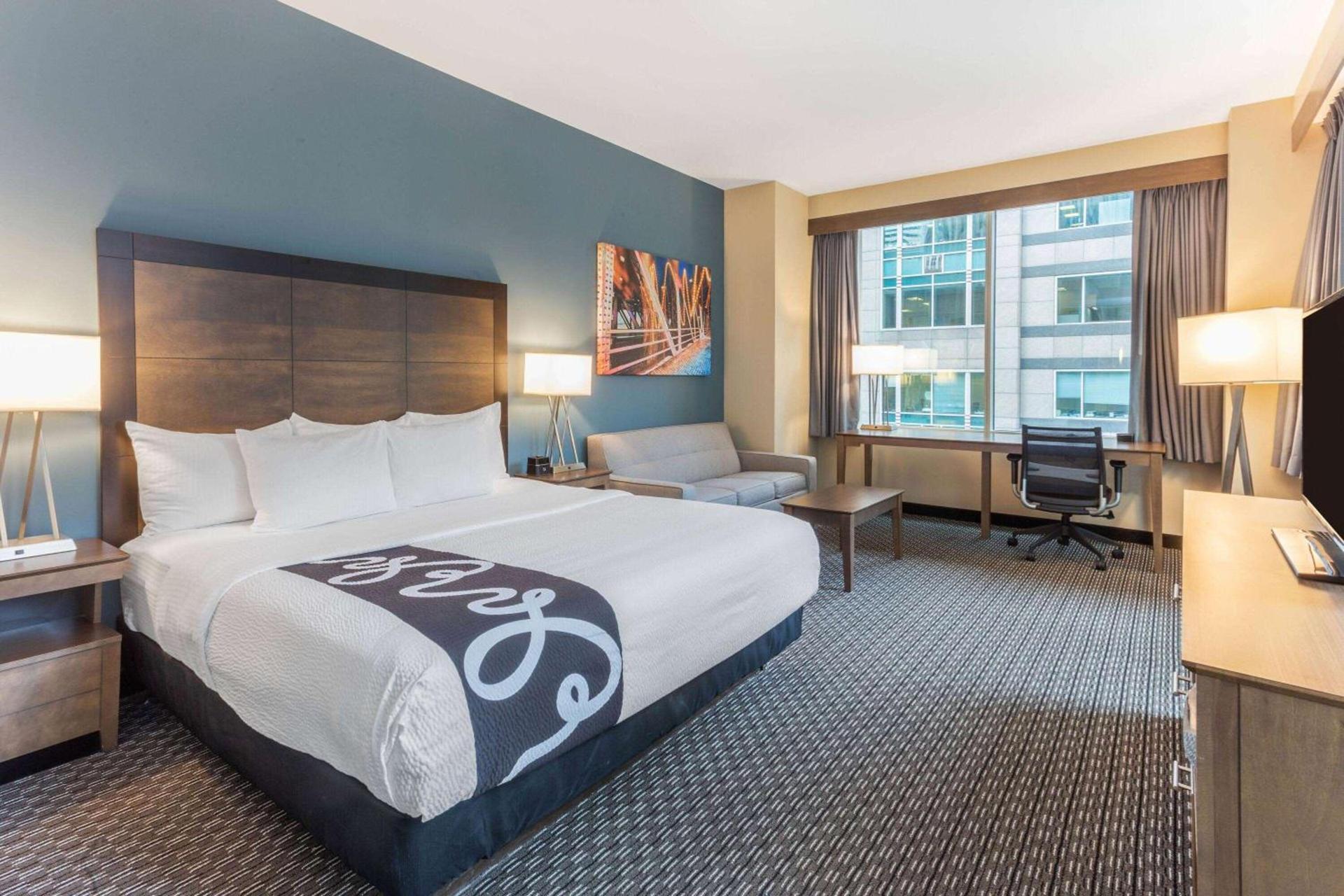 La Quinta Inn & Suites by Wyndham Chicago Downtown photo 49