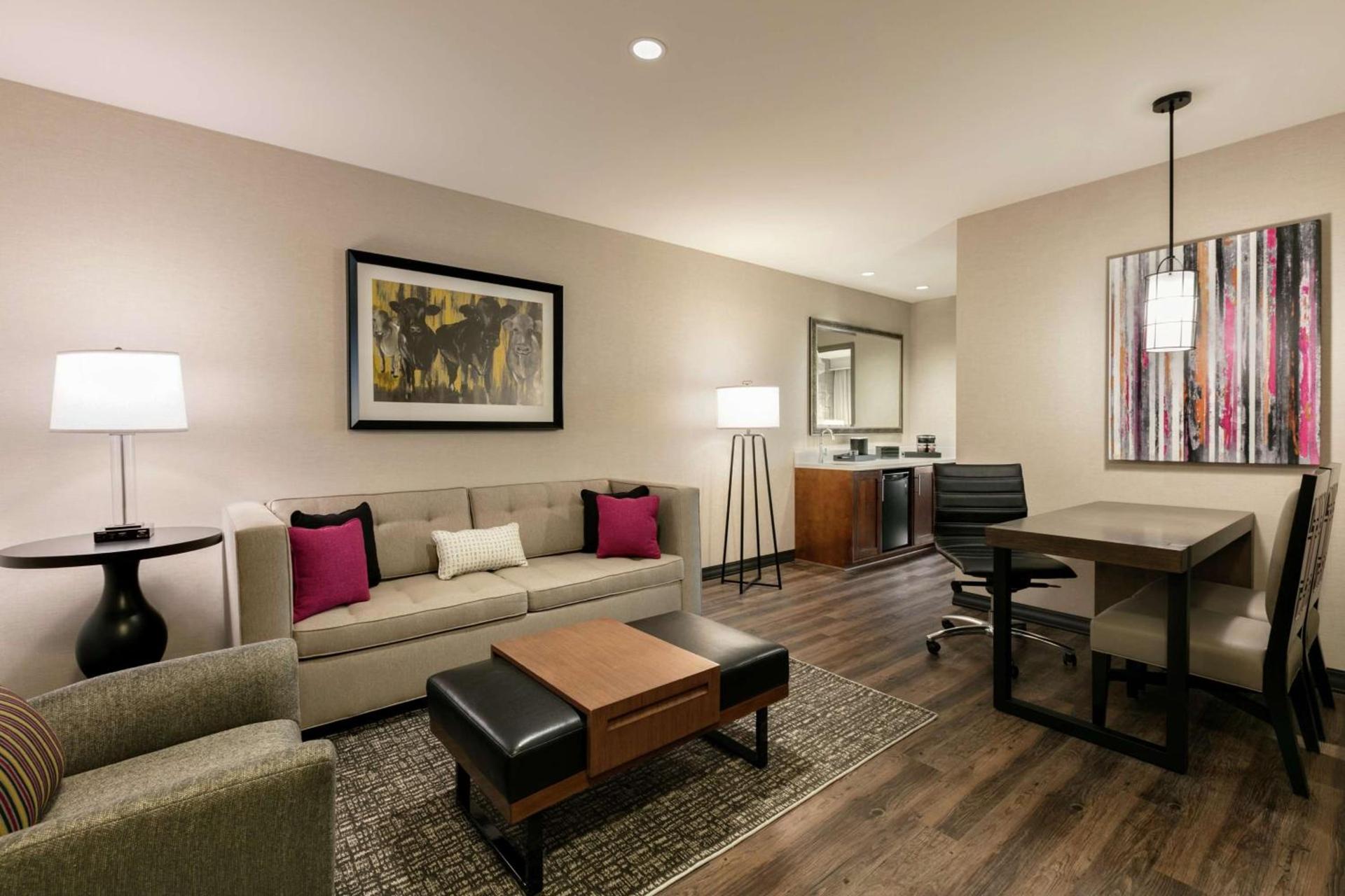 Embassy Suites By Hilton Berkeley Heights photo 28