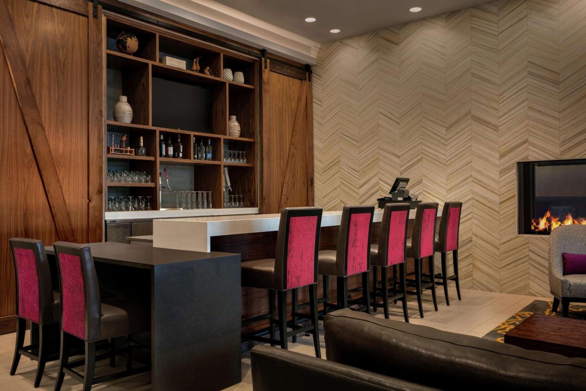 Embassy Suites By Hilton Berkeley Heights photo 54