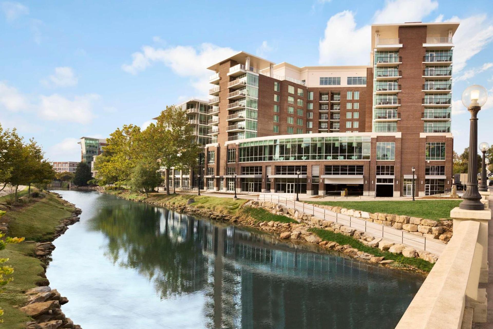 Embassy Suites by Hilton Greenville Downtown Riverplace — hotel in Greenville