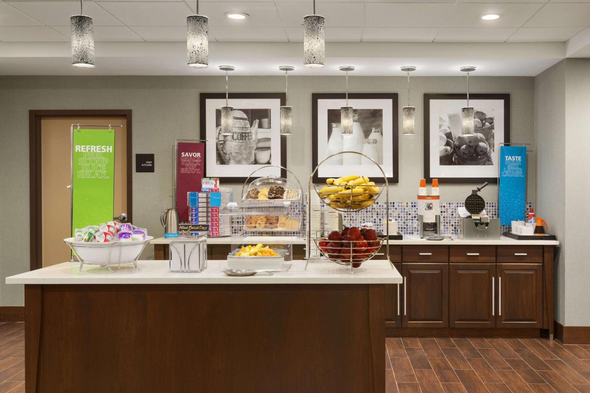 Hampton Inn Penn Yan, NY photo 9