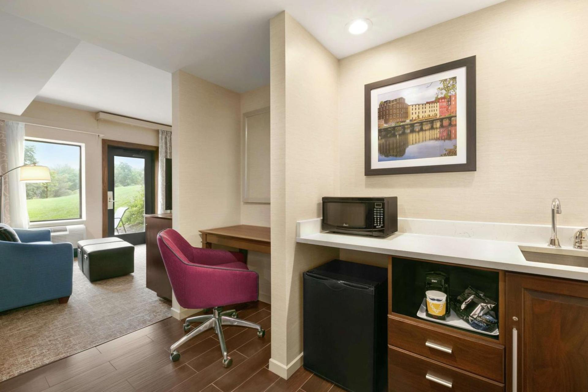 Hampton Inn Penn Yan, NY photo 16