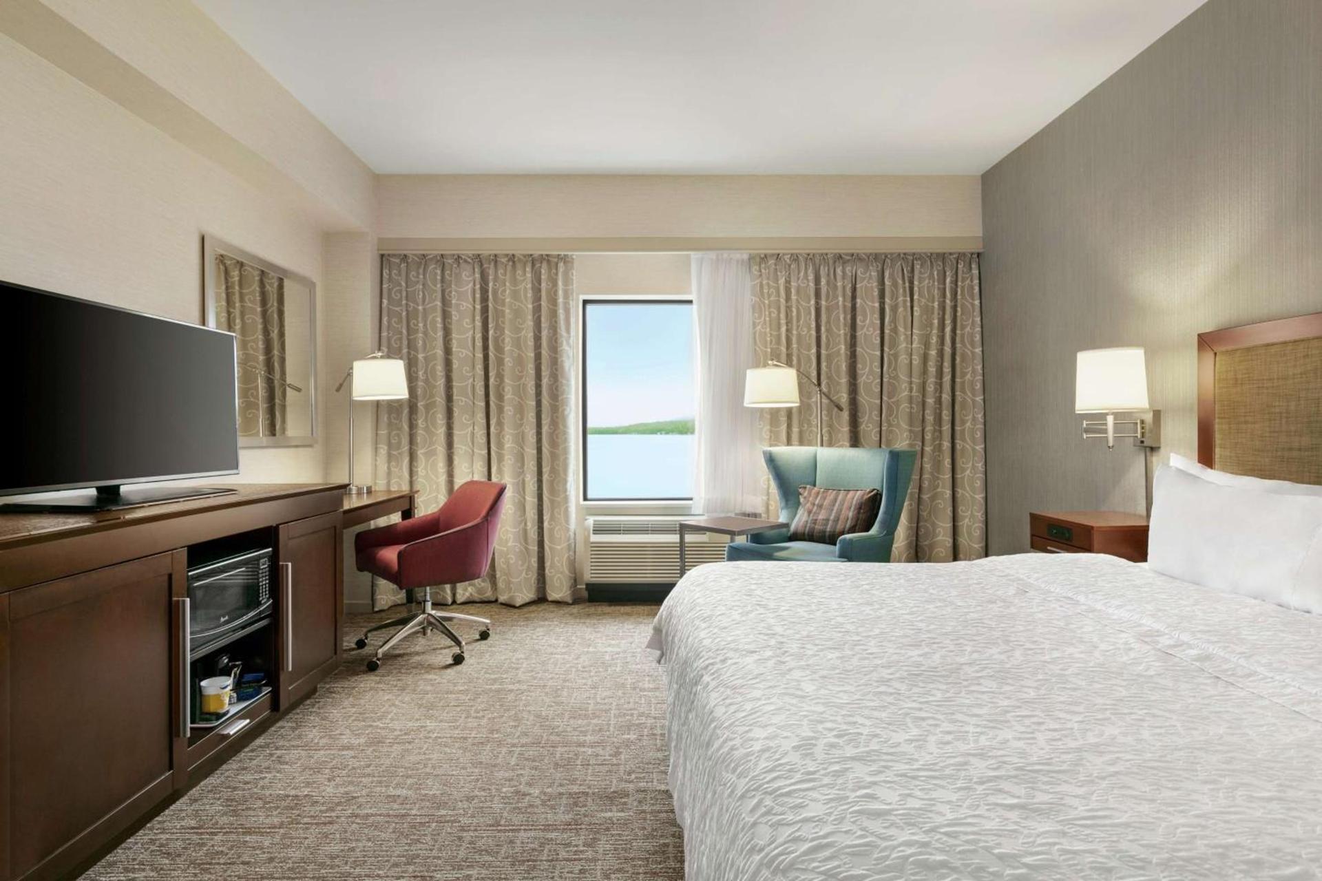 Hampton Inn Penn Yan, NY photo 25