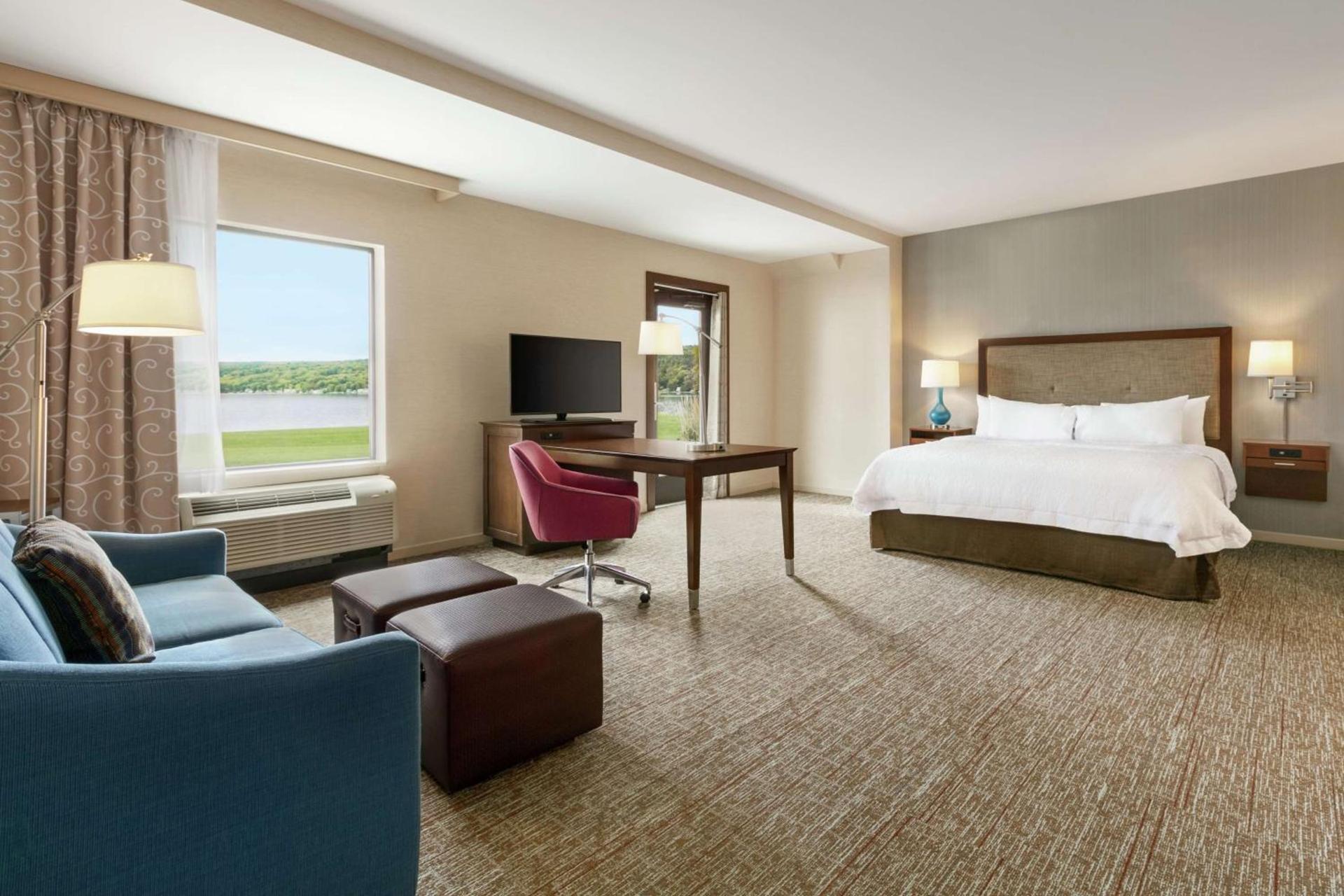 Hampton Inn Penn Yan, NY photo 23