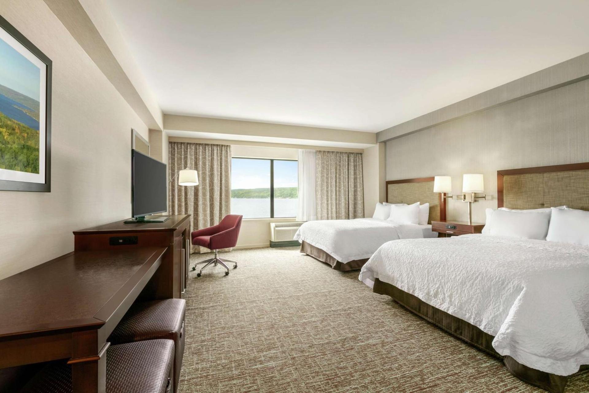 Hampton Inn Penn Yan, NY photo 32