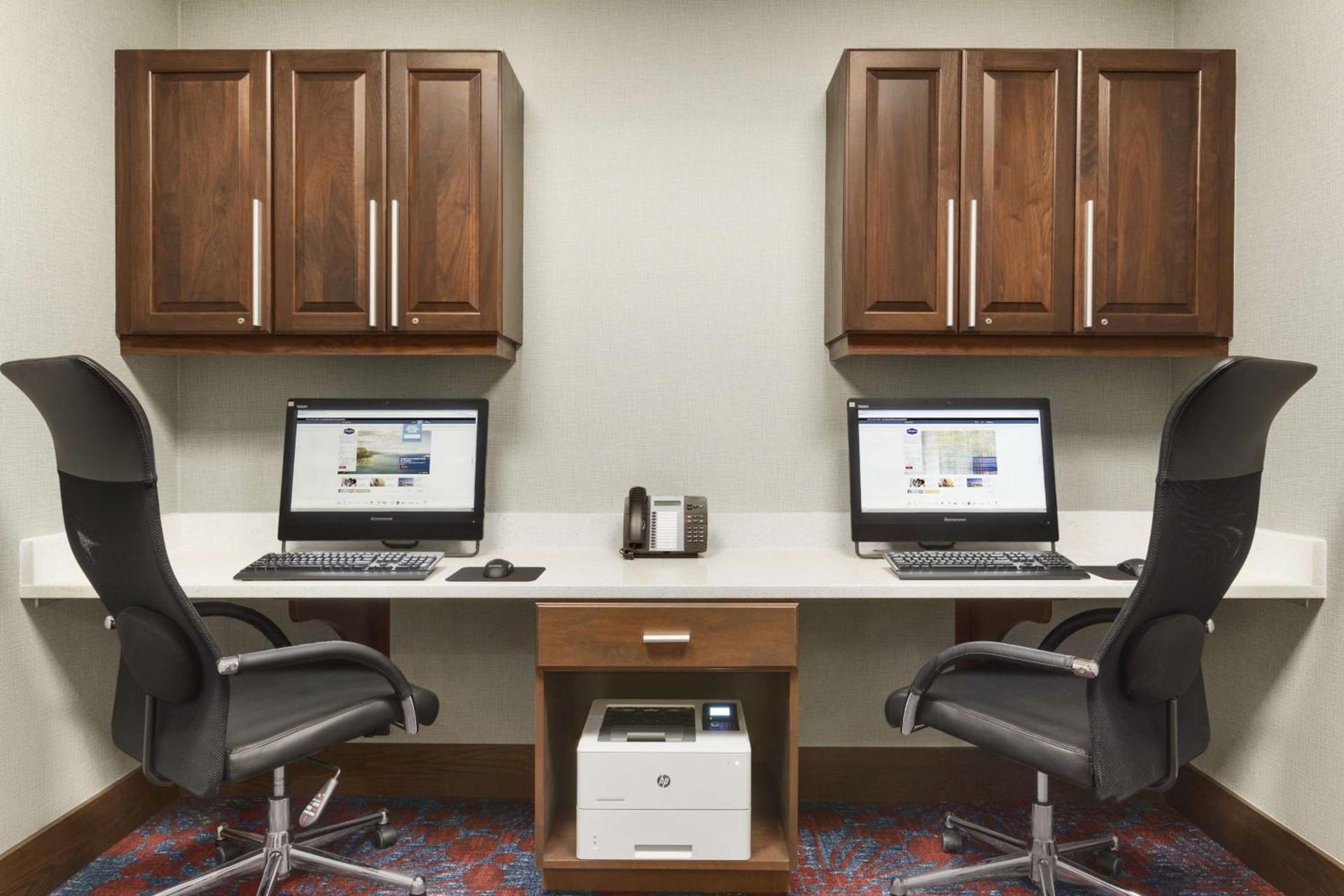 Hampton Inn Penn Yan, NY photo 58