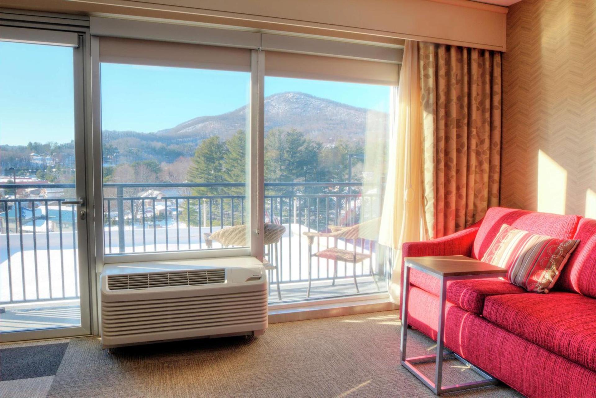 Hampton Inn & Suites Boone, Nc photo 27
