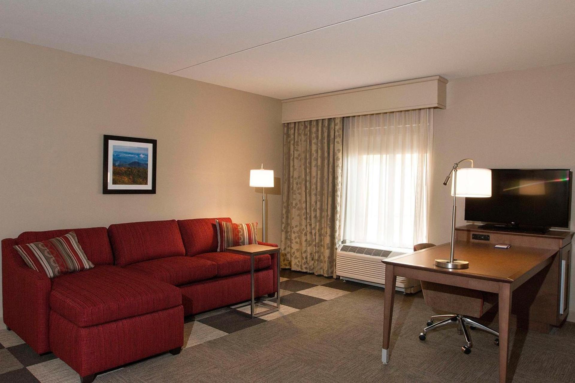 Hampton Inn & Suites Boone, Nc photo 43