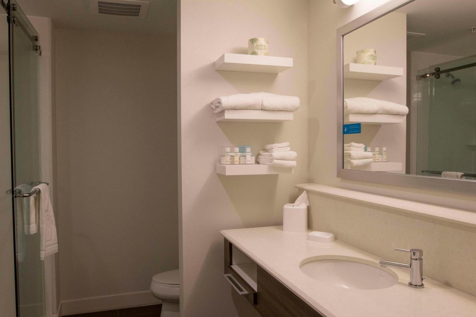 Hampton Inn & Suites Boone, Nc photo 52