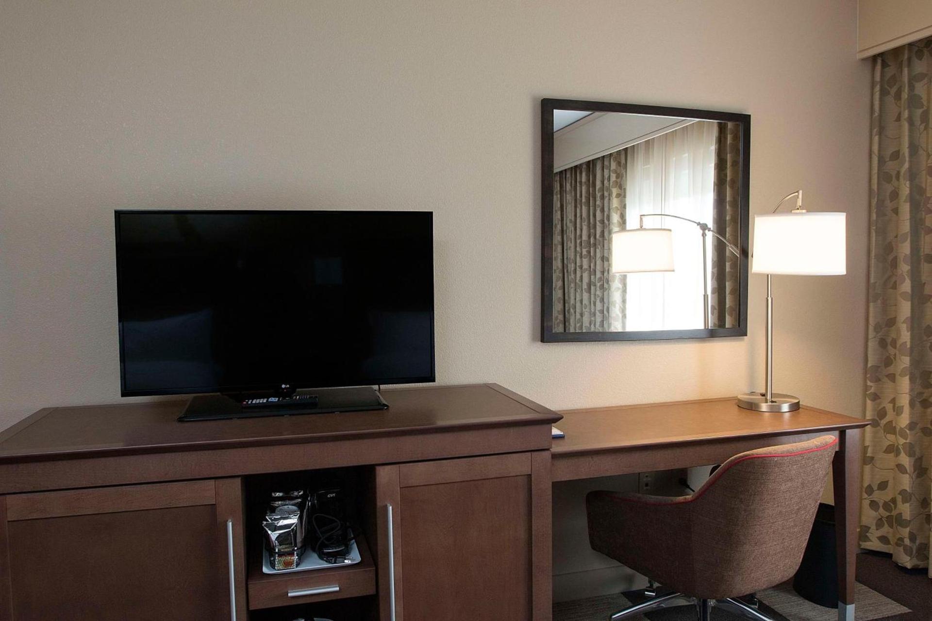 Hampton Inn & Suites Boone, Nc photo 56