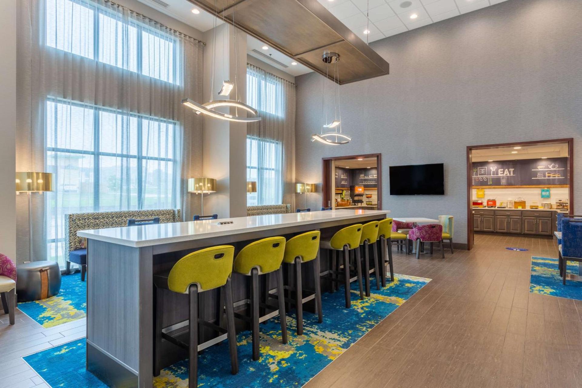 Hampton Inn & Suites By Hilton, Southwest Sioux Falls photo 9