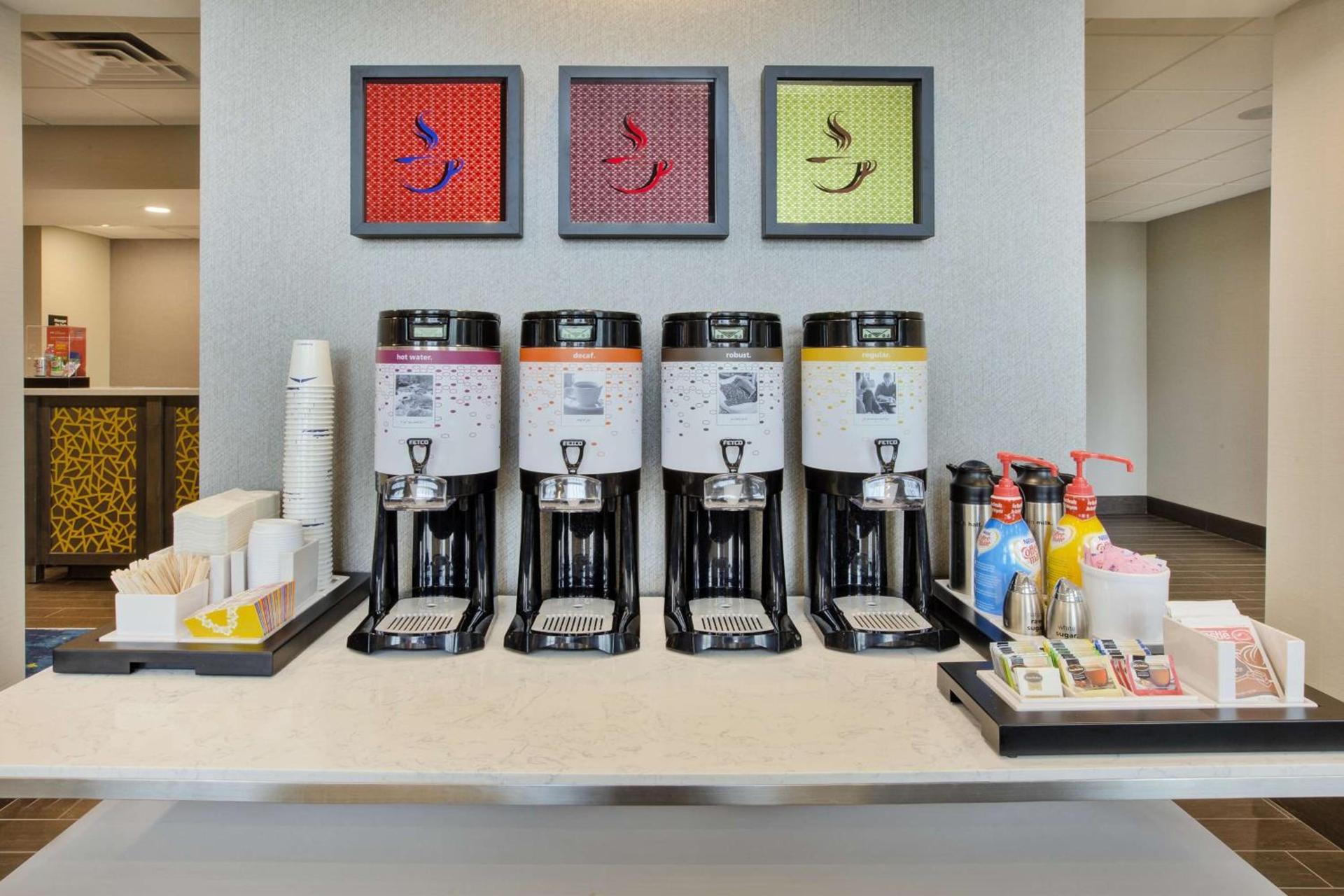 Hampton Inn & Suites By Hilton, Southwest Sioux Falls photo 14
