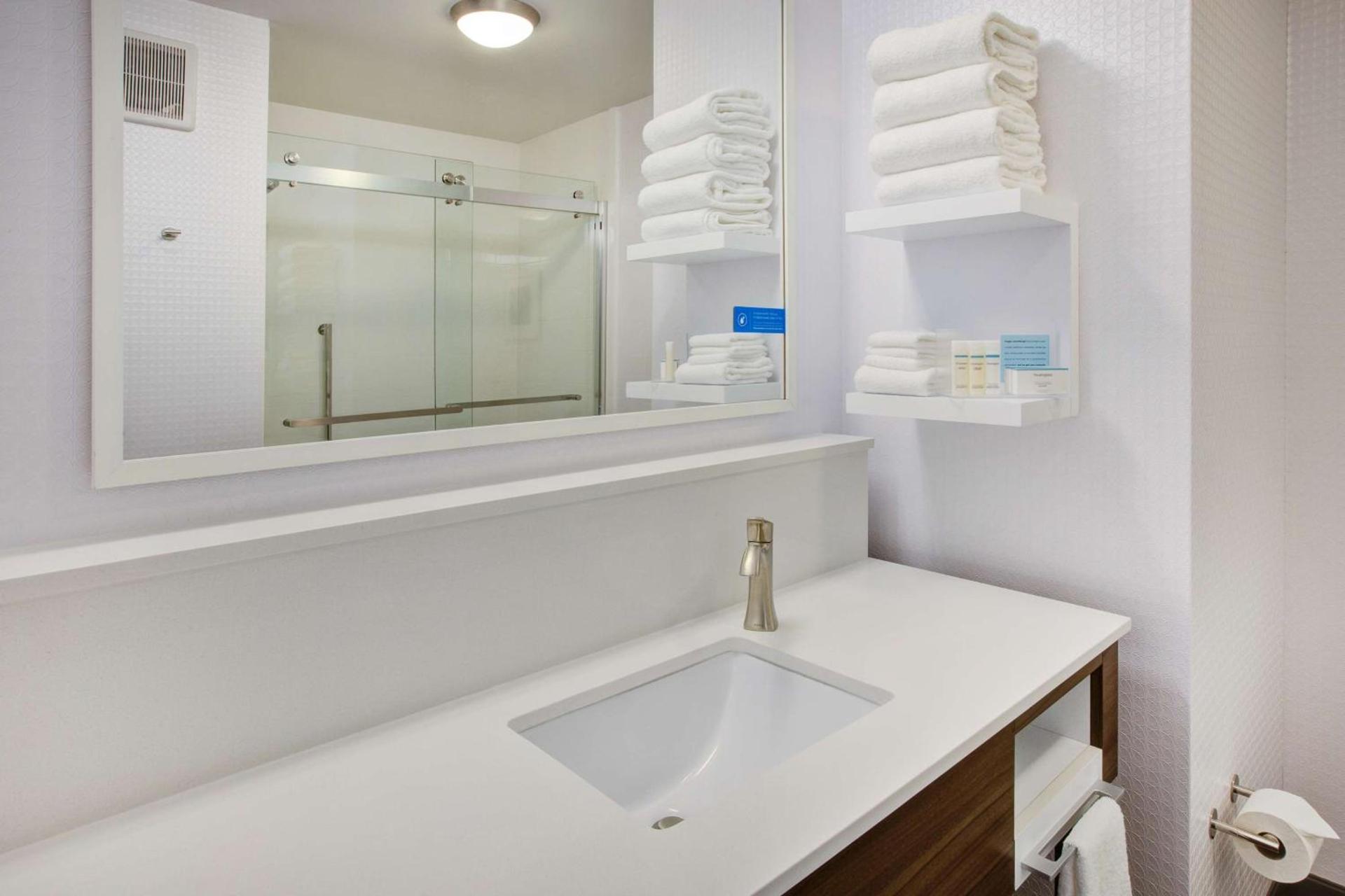 Hampton Inn & Suites By Hilton, Southwest Sioux Falls photo 18