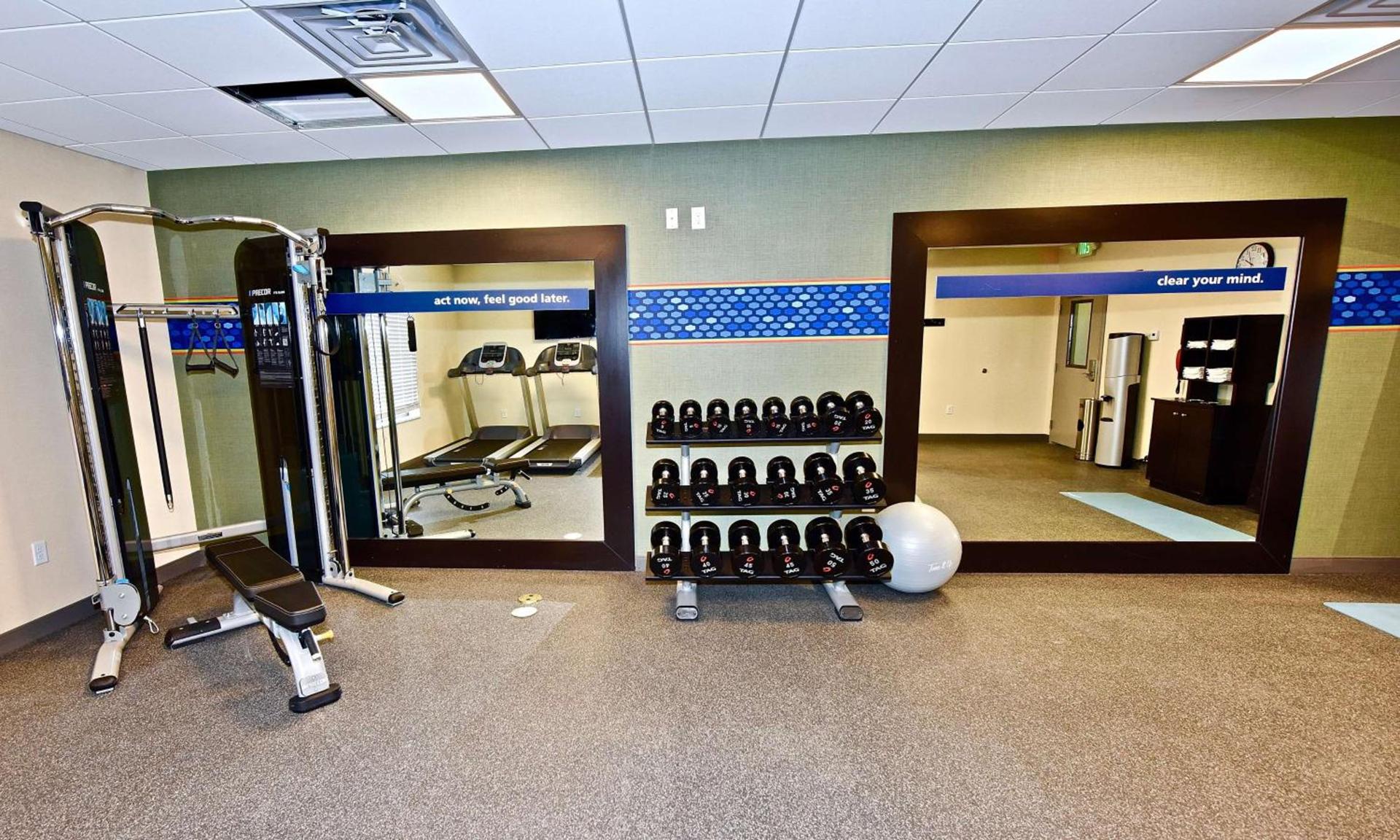 Hampton Inn By Hilton Kirksville MO photo 5