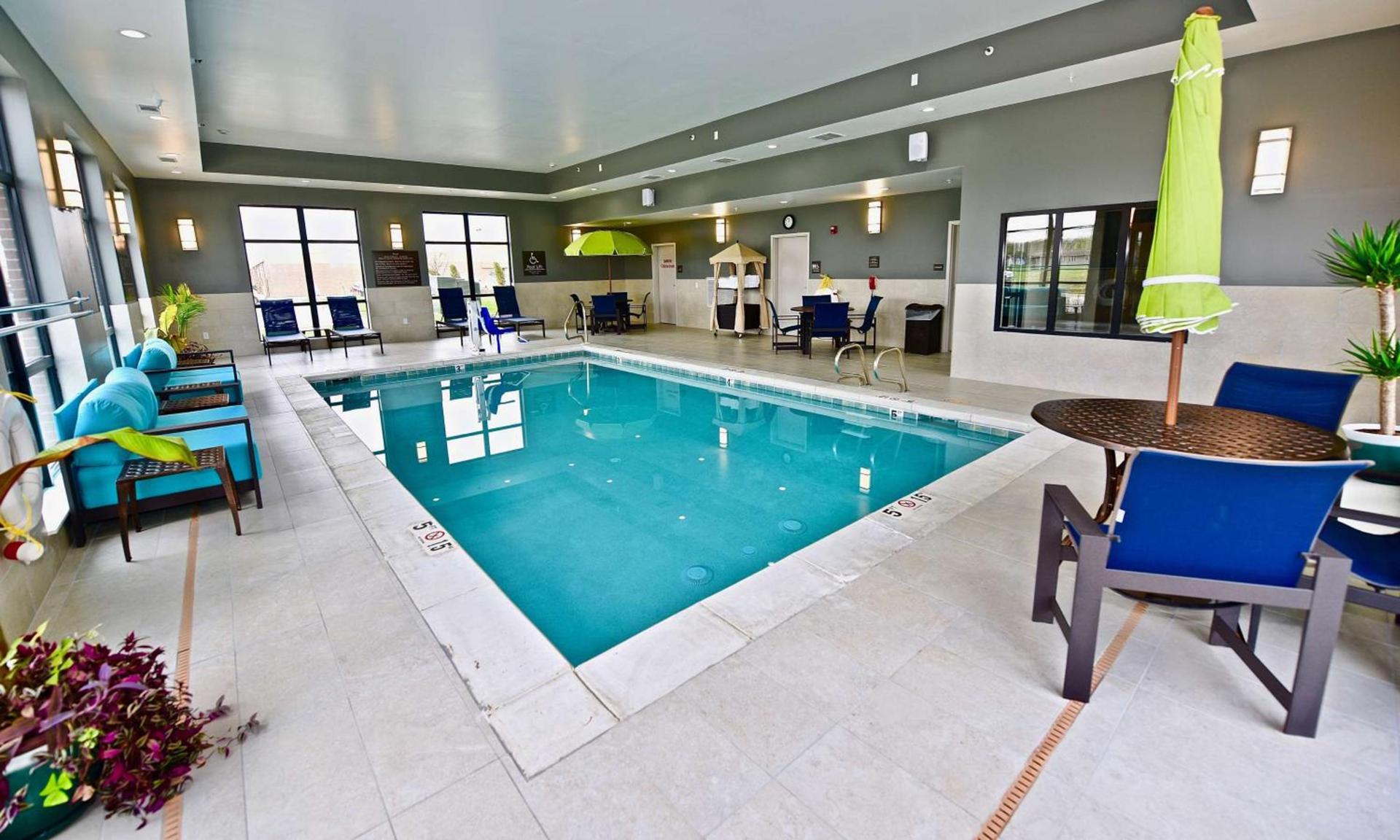 Hampton Inn By Hilton Kirksville MO photo 12