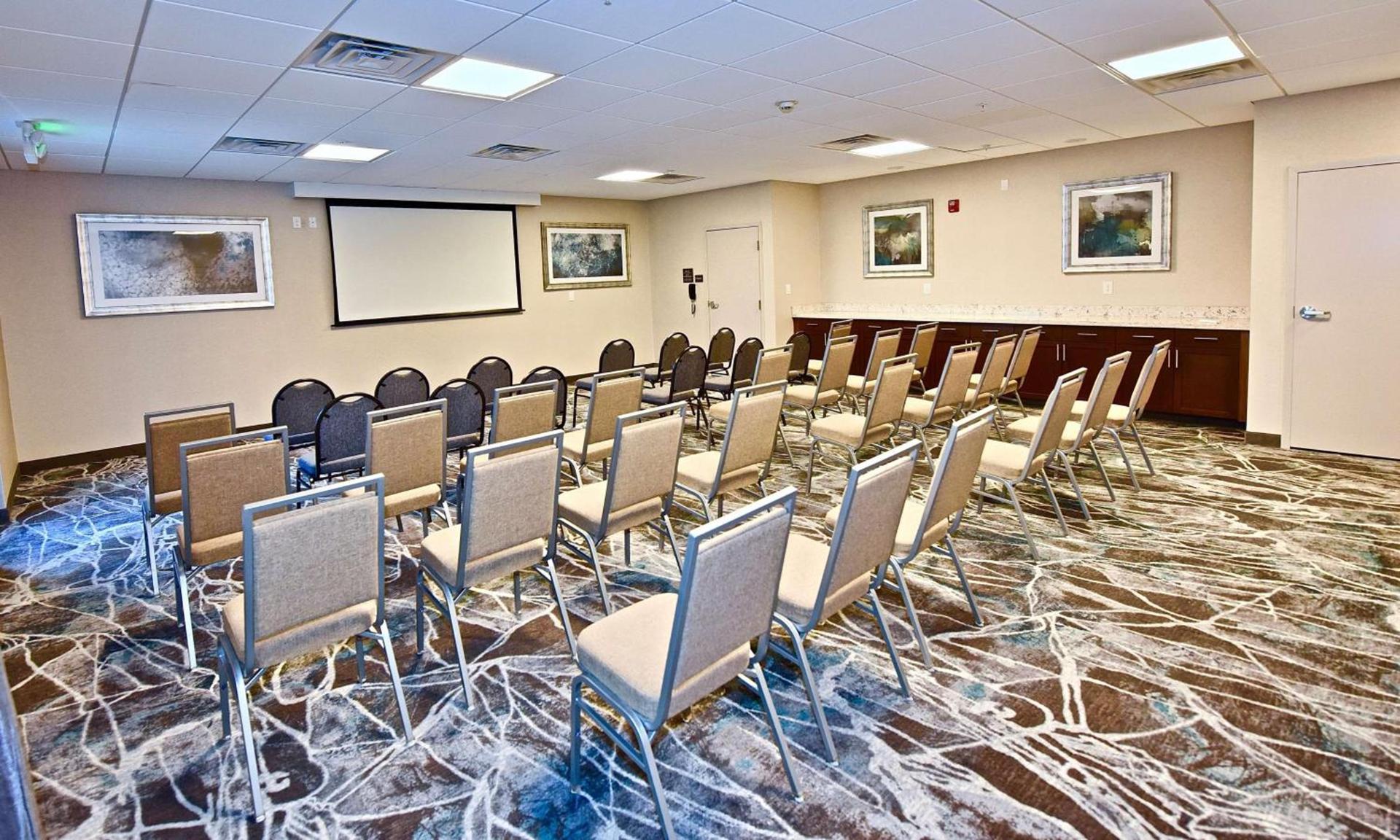 Hampton Inn By Hilton Kirksville MO photo 17