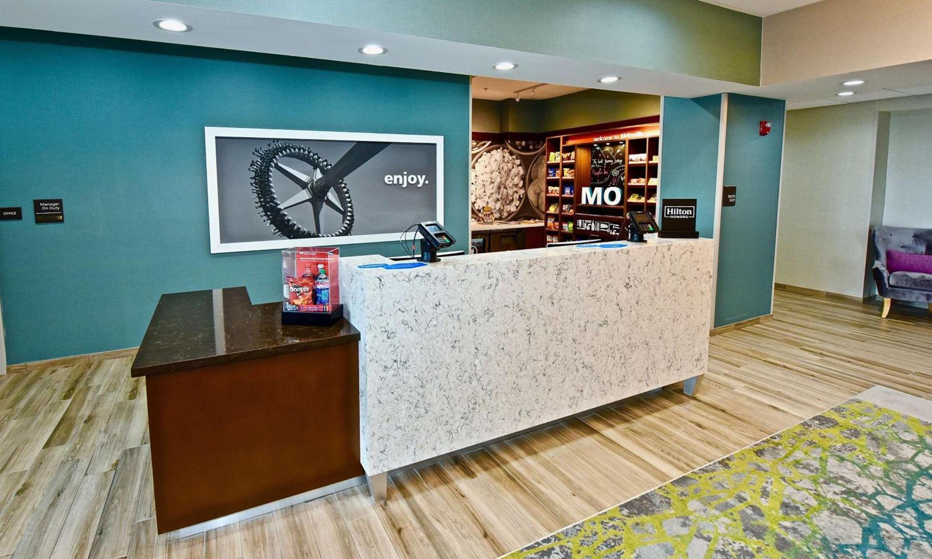 Hampton Inn By Hilton Kirksville MO photo 19