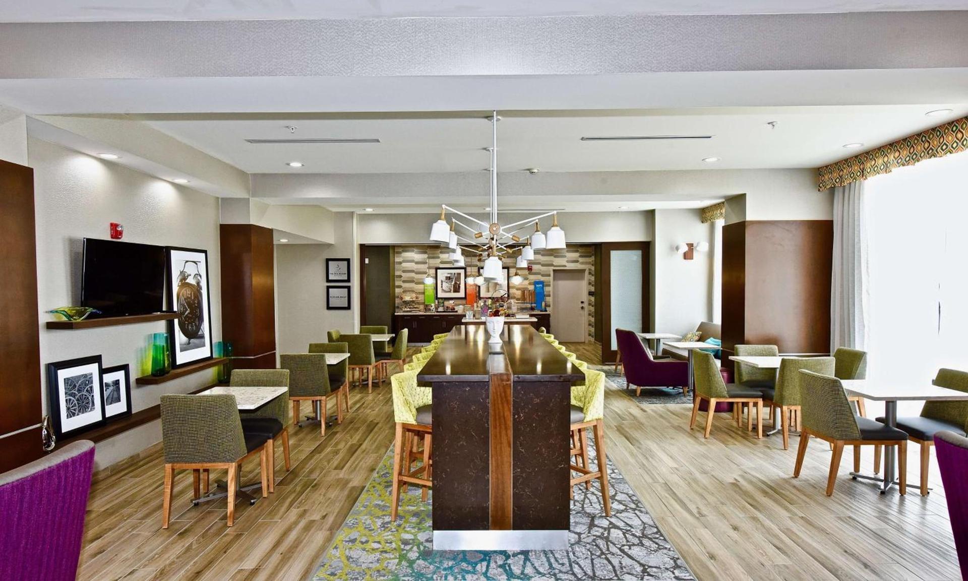 Hampton Inn By Hilton Kirksville MO photo 24