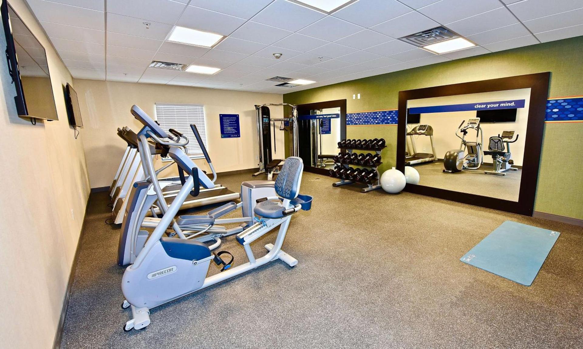 Hampton Inn By Hilton Kirksville MO photo 31