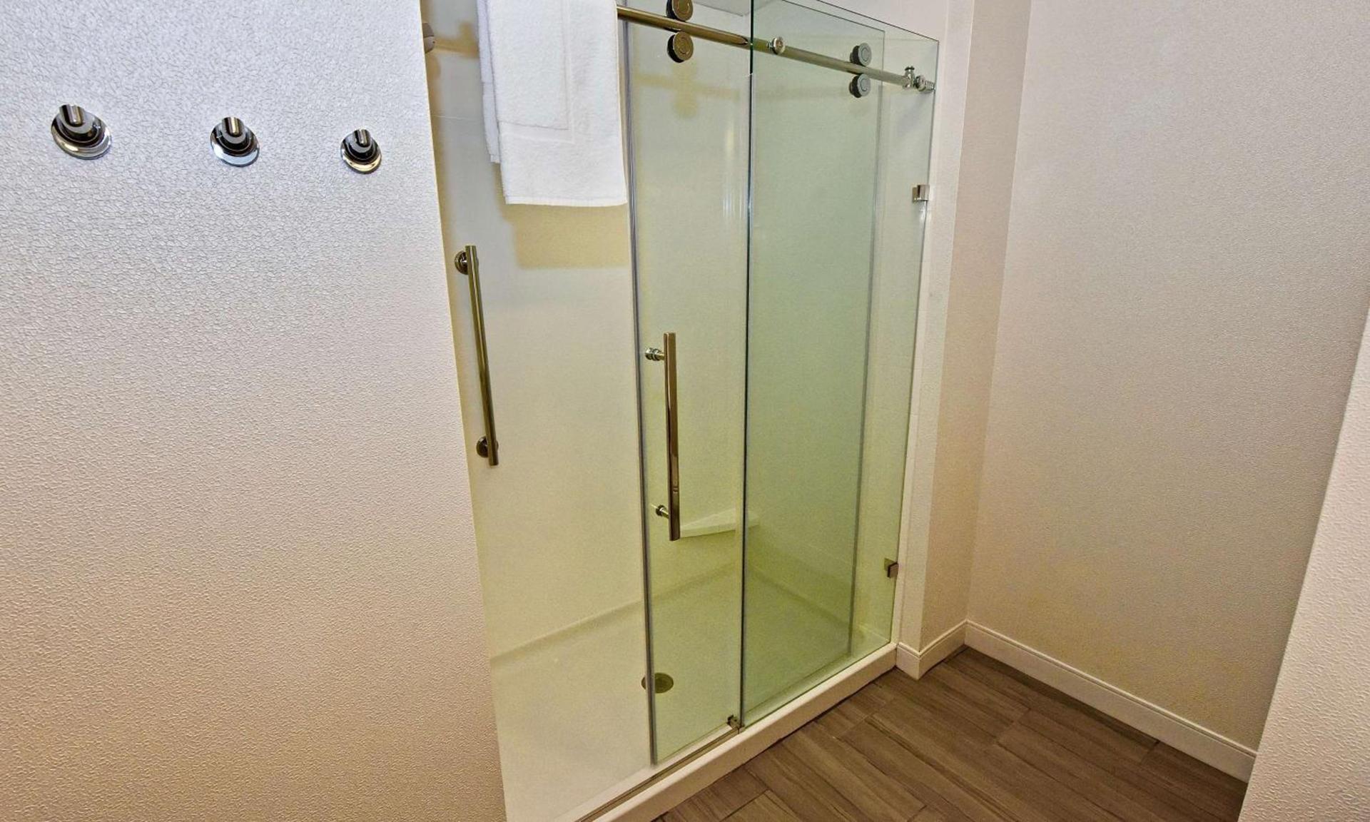 Hampton Inn By Hilton Kirksville MO photo 46