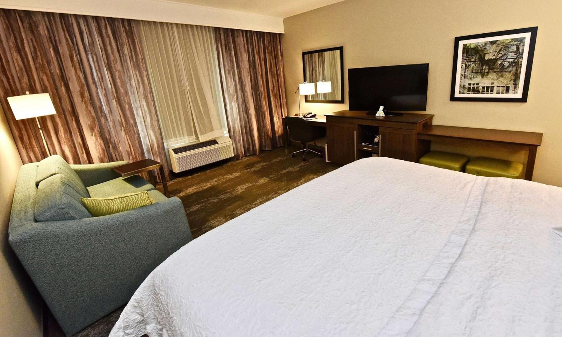 Hampton Inn By Hilton Kirksville MO photo 47
