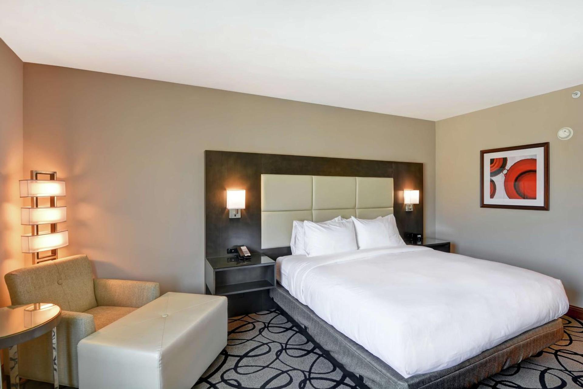 DoubleTree by Hilton Hattiesburg, MS photo 21