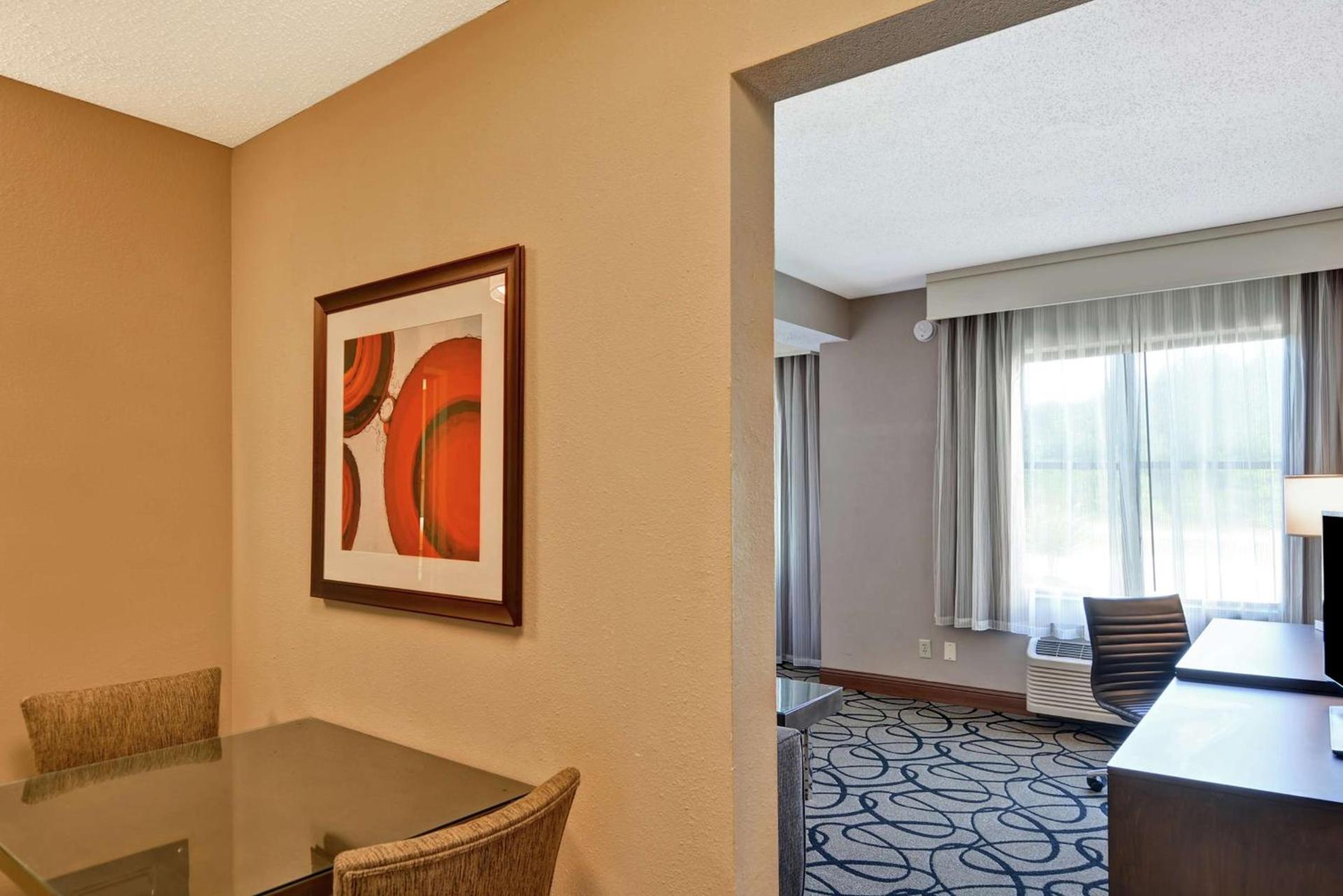 DoubleTree by Hilton Hattiesburg, MS photo 22