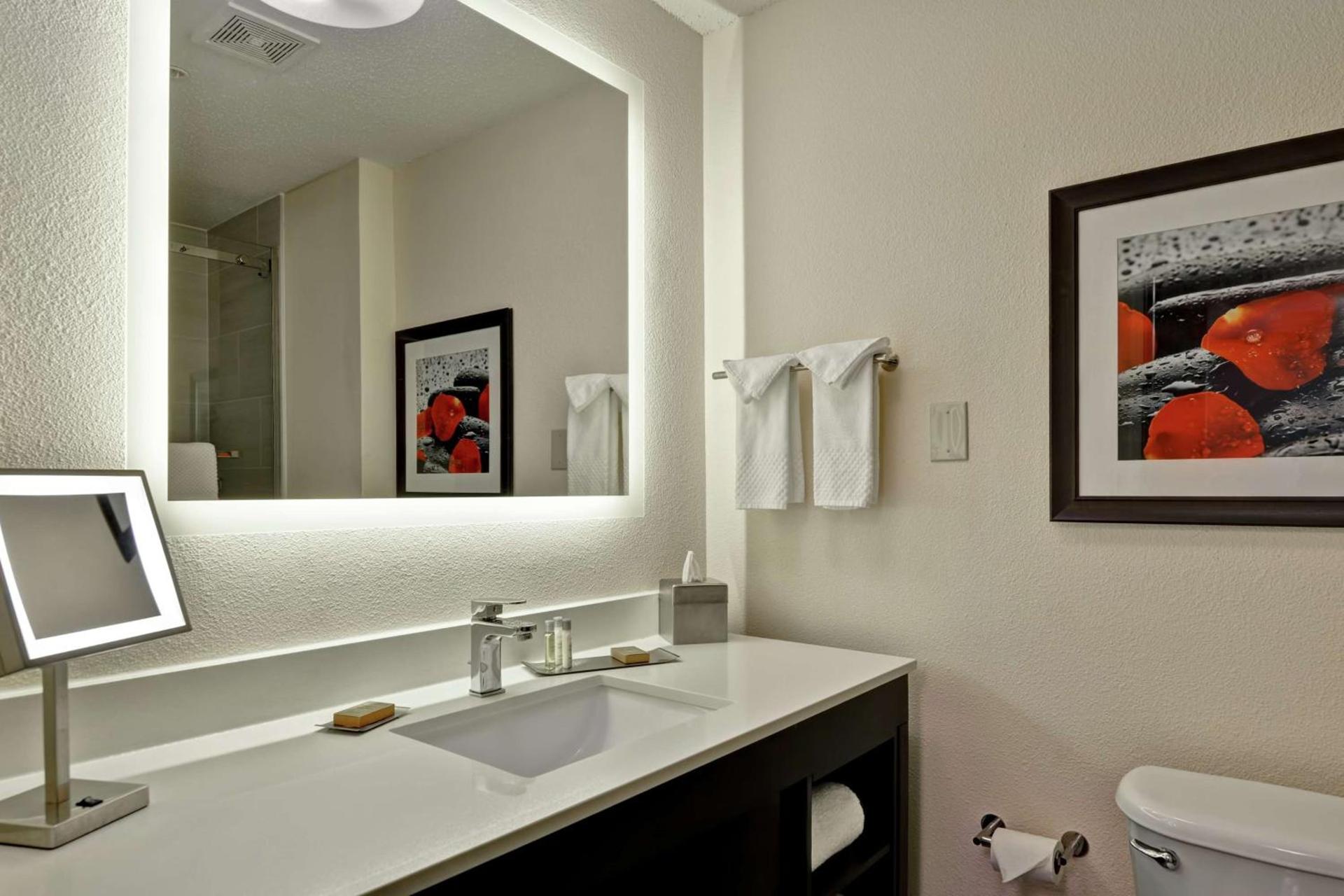 DoubleTree by Hilton Hattiesburg, MS photo 26