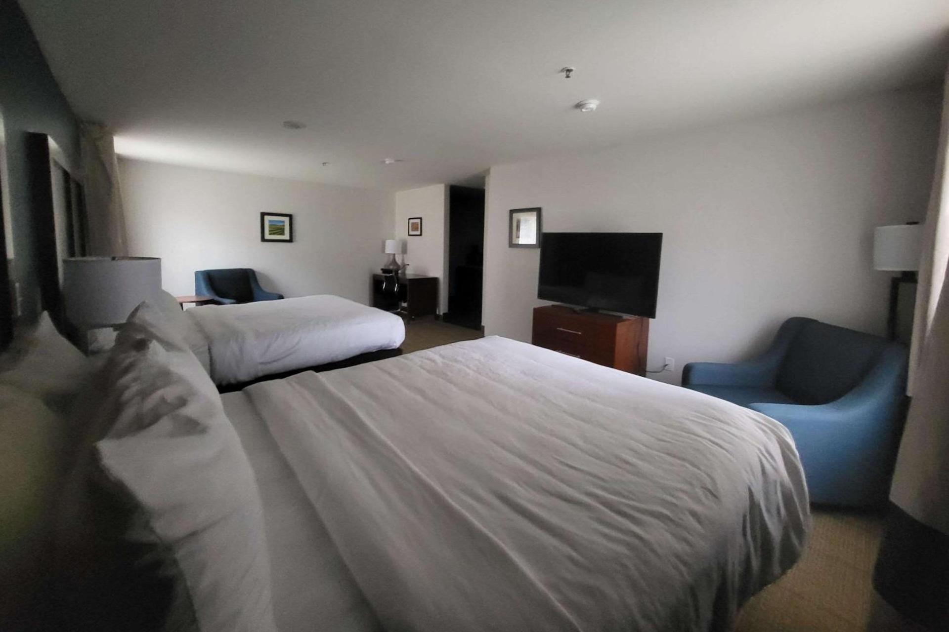Comfort Inn Somerset - Lake Cumberland photo 20