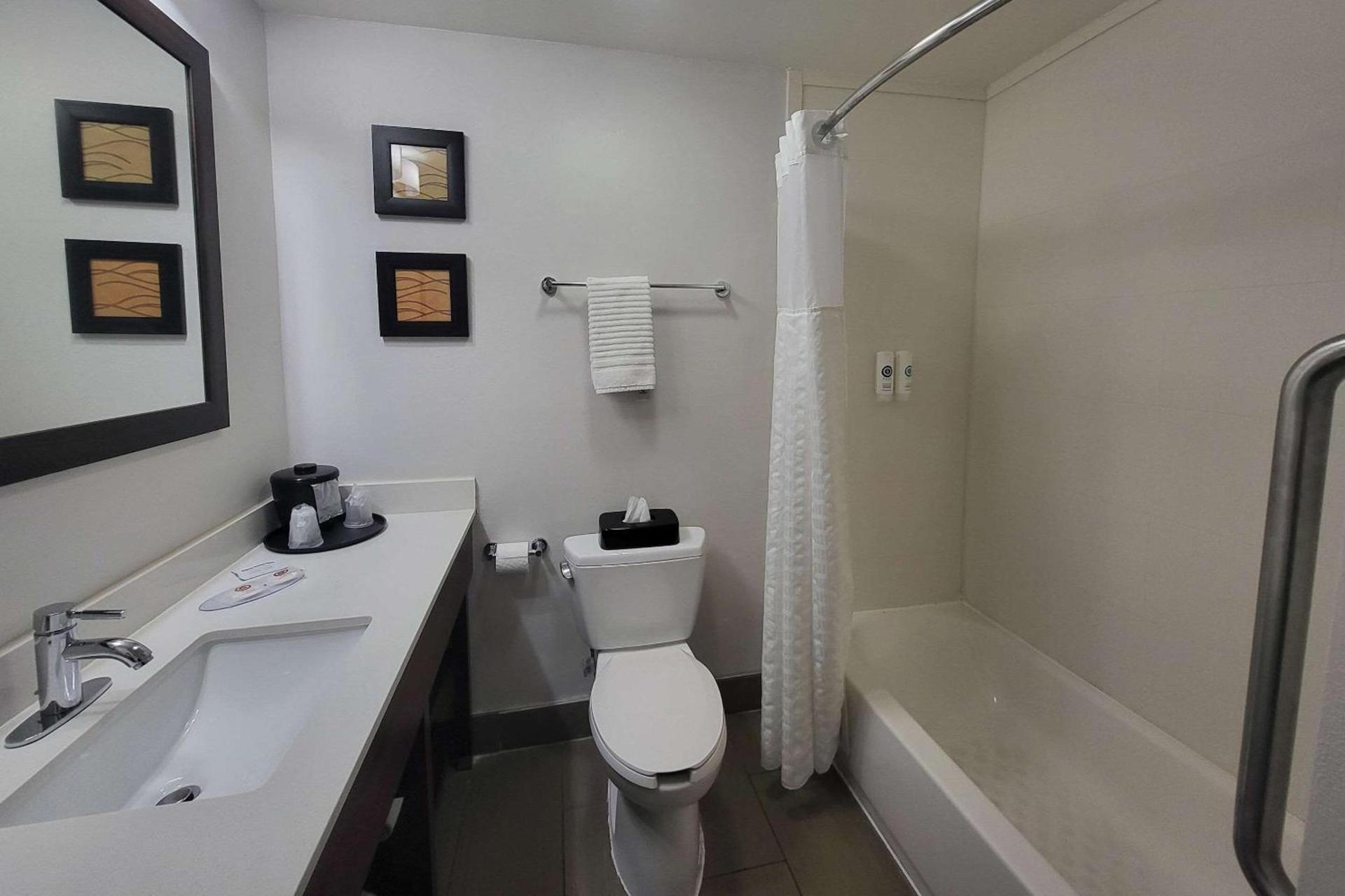 Comfort Inn Somerset - Lake Cumberland photo 22