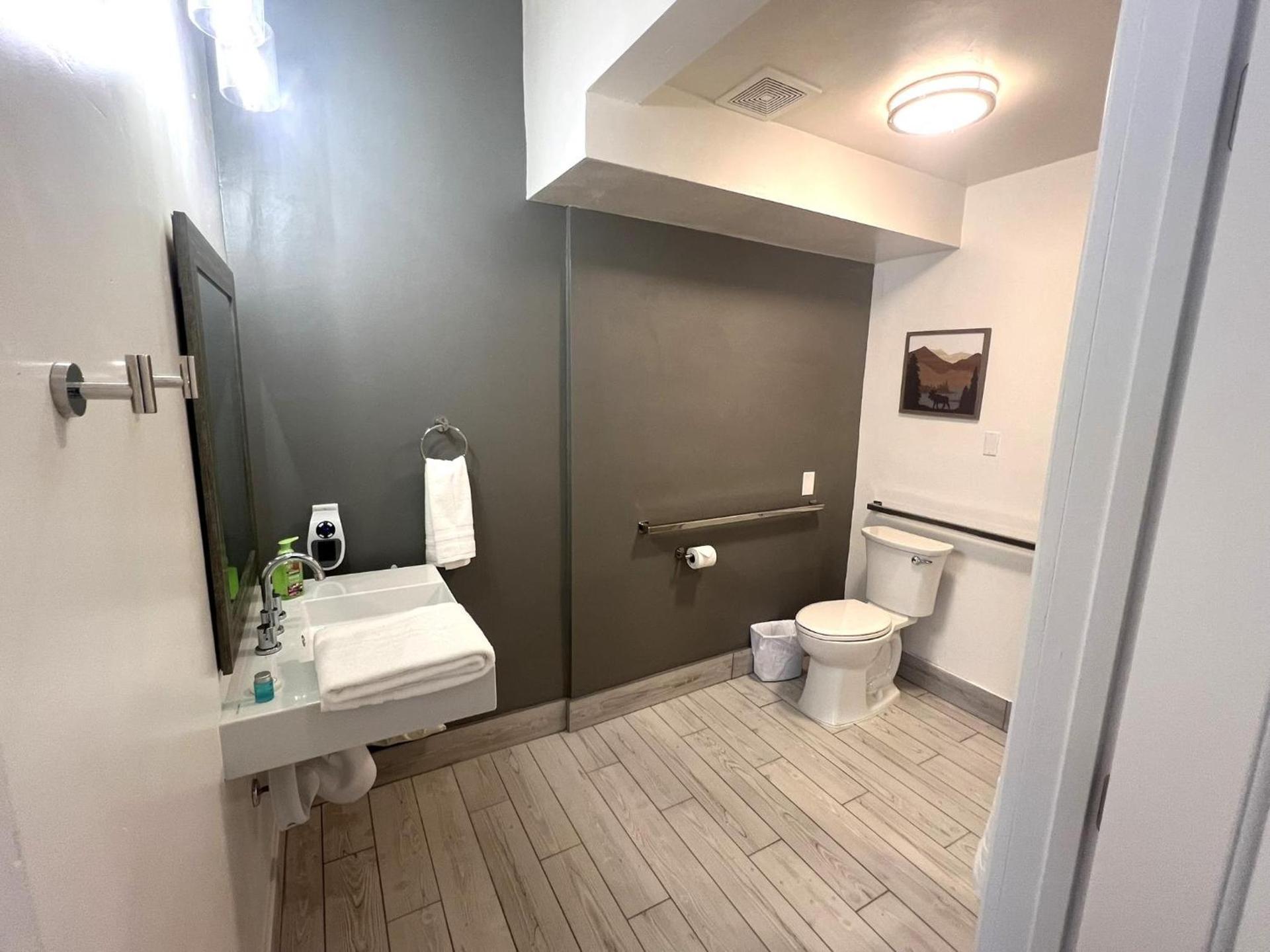 Wofford Village Studios photo 20