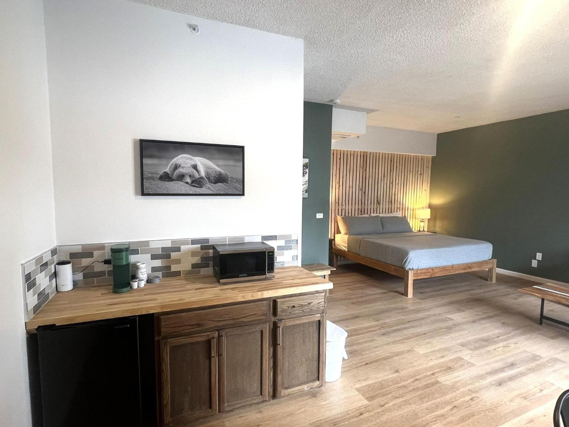 Wofford Village Studios photo 19