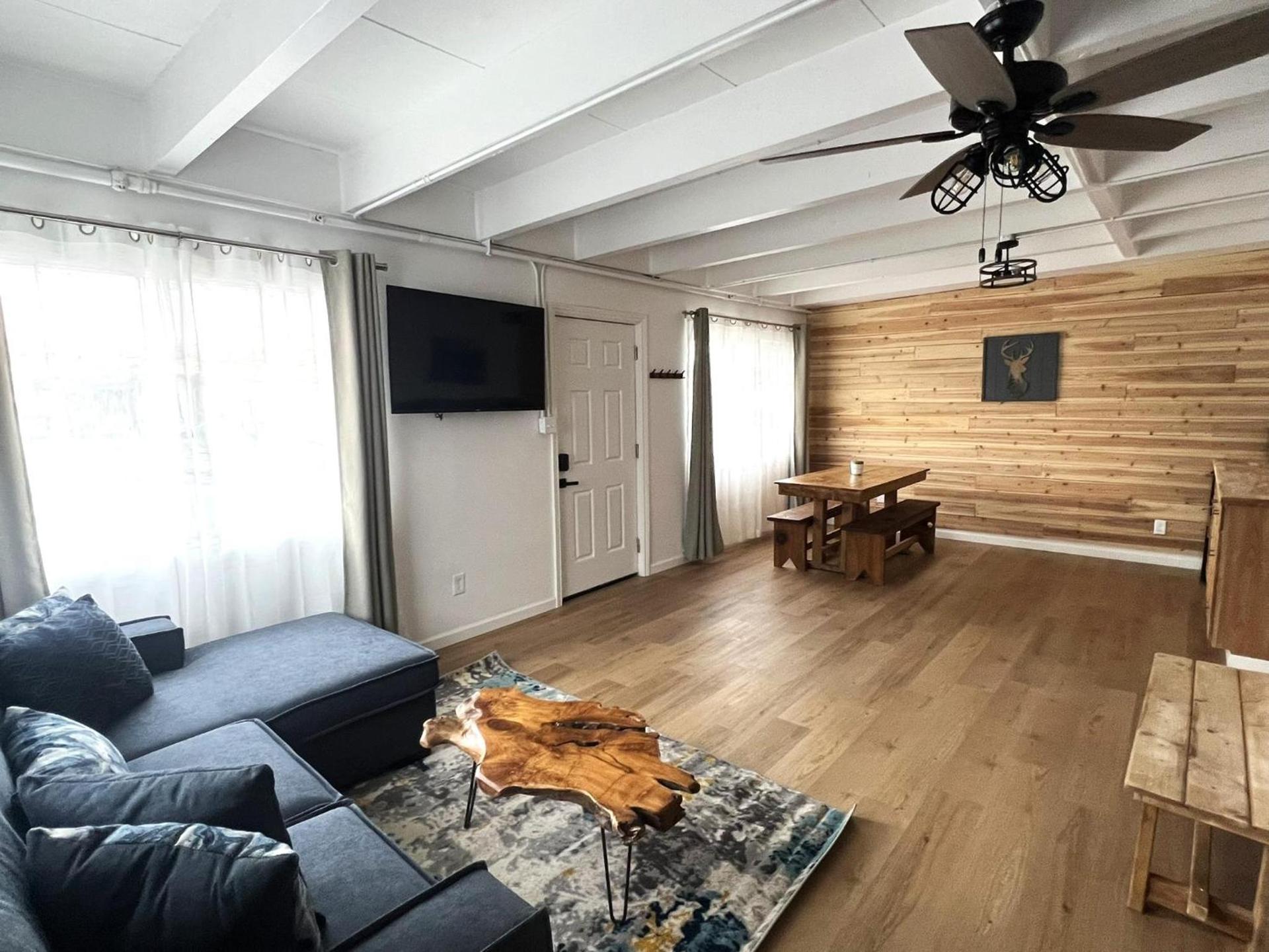 Wofford Village Studios photo 28