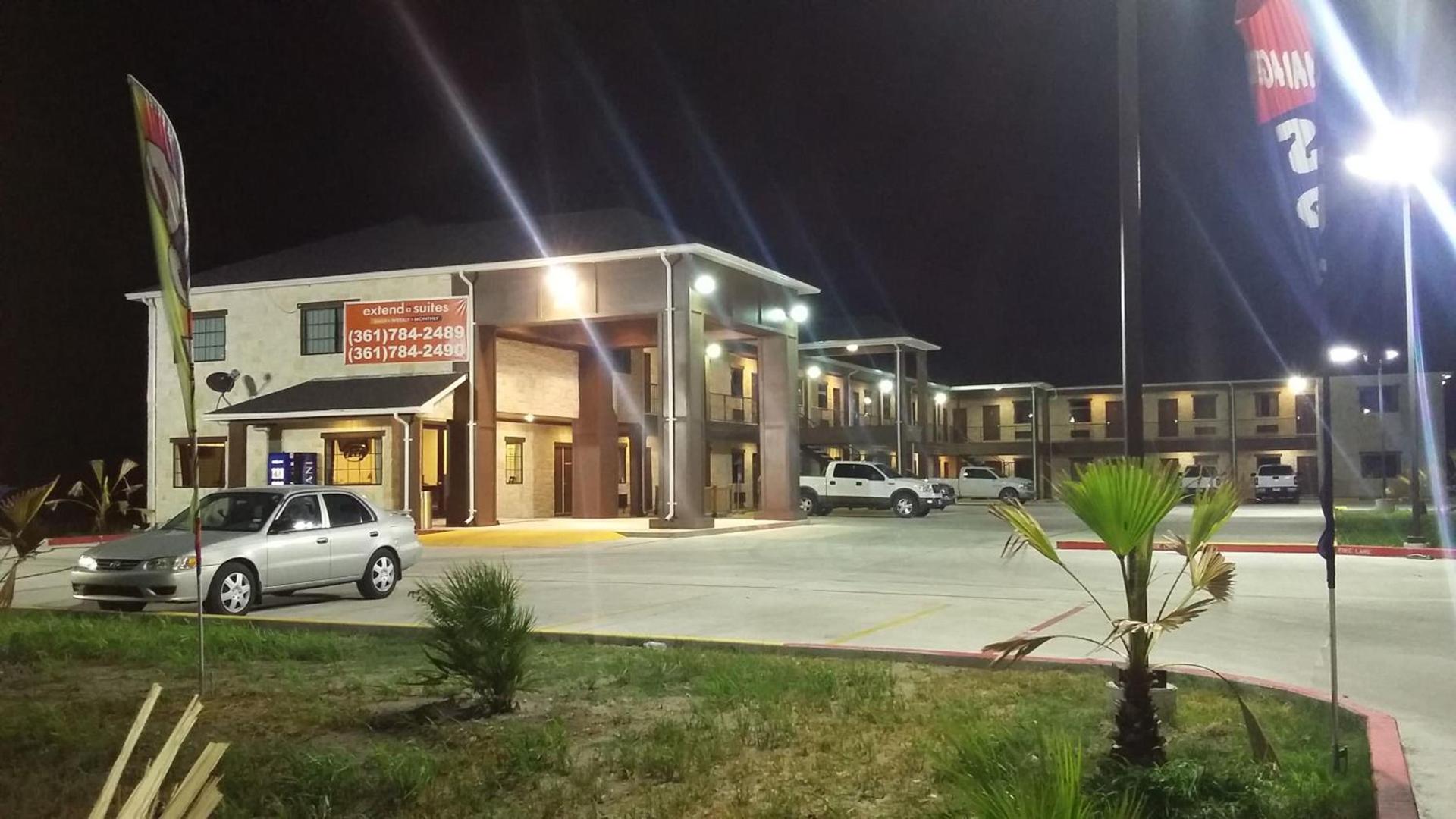Lux Inn and Suites photo 6