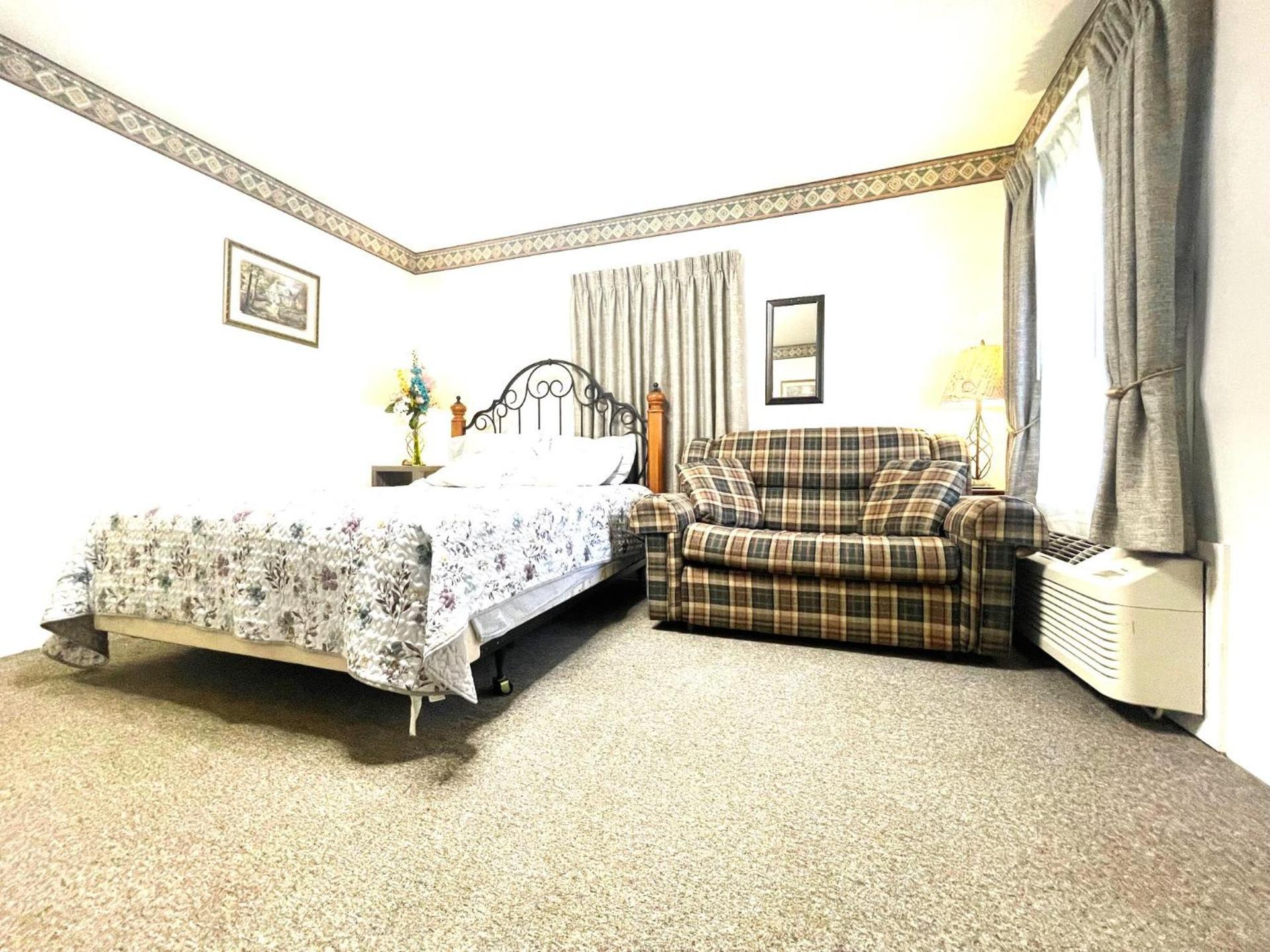 Bittersweet Inn photo 2
