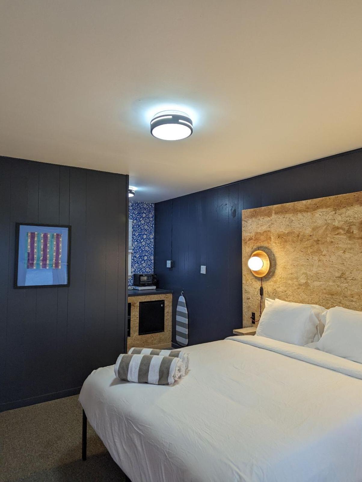 The Brooks Motel photo 26