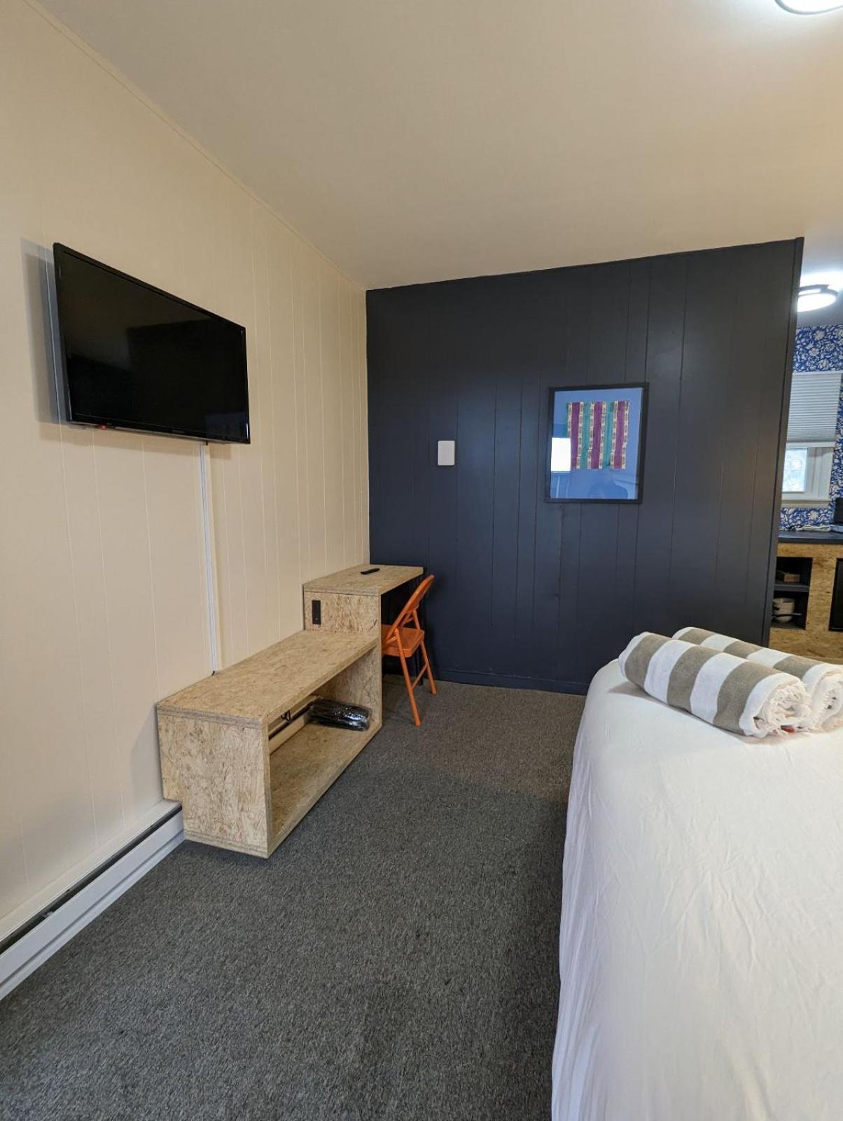 The Brooks Motel photo 21