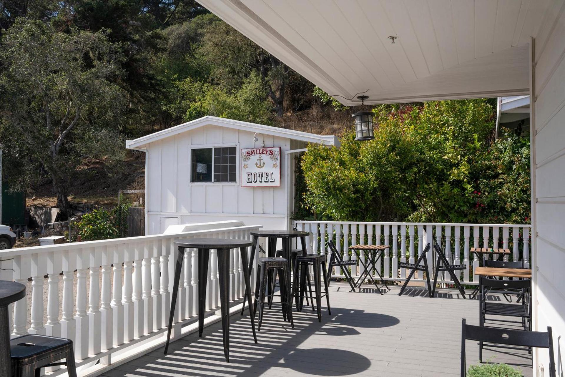 Smiley's Saloon & Hotel photo 27