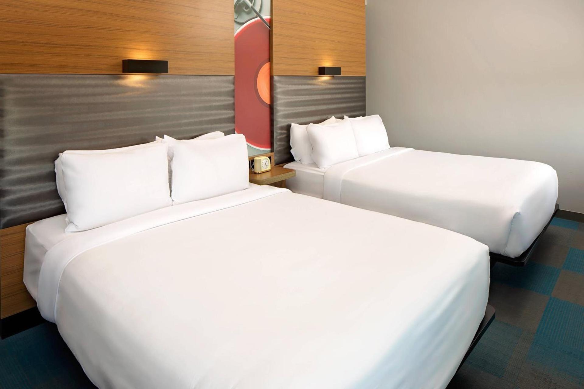 Aloft by Marriott Green Bay photo 12
