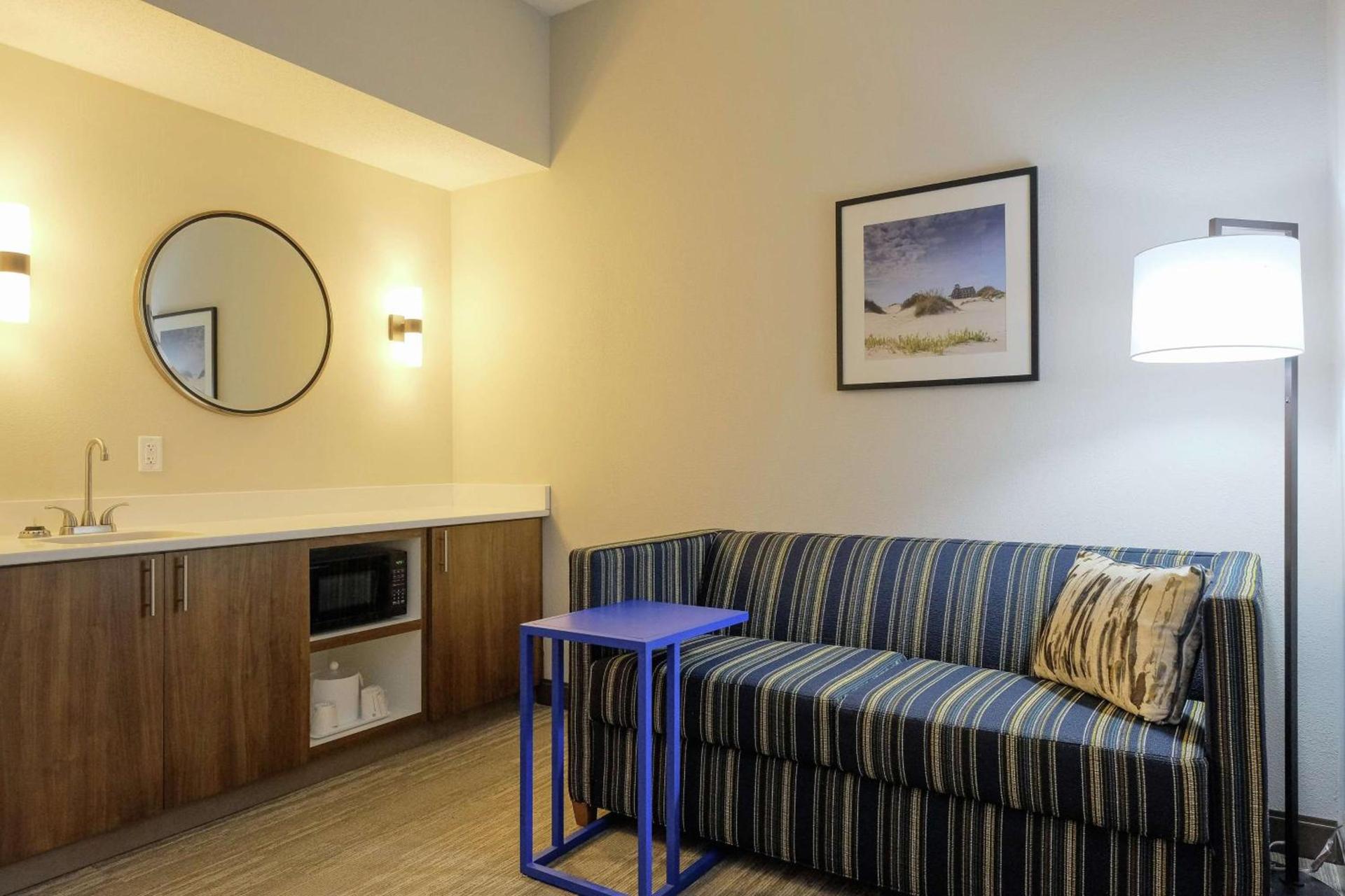 Hampton Inn Edenton photo 21