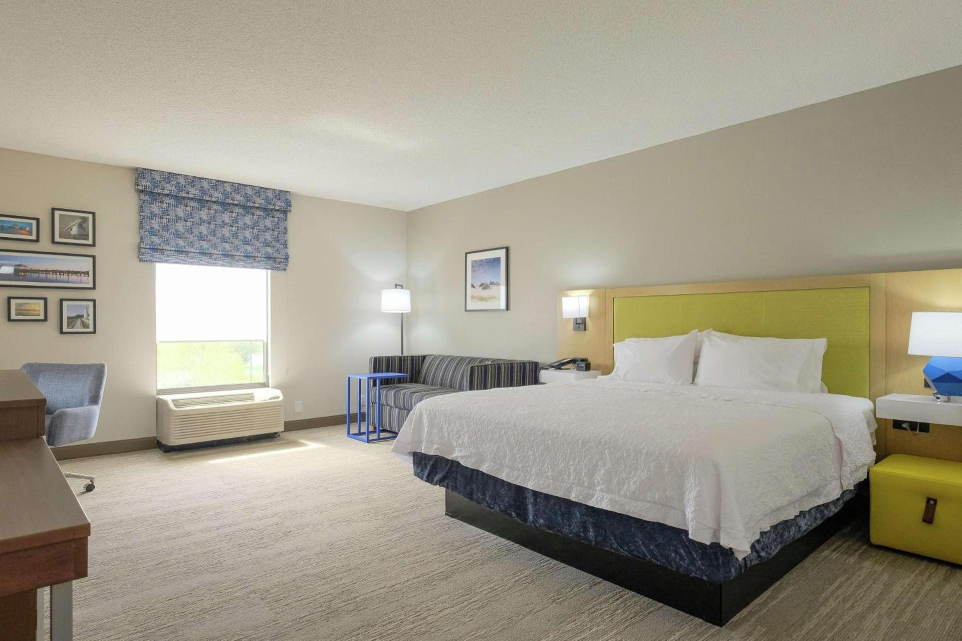 Hampton Inn Edenton photo 36