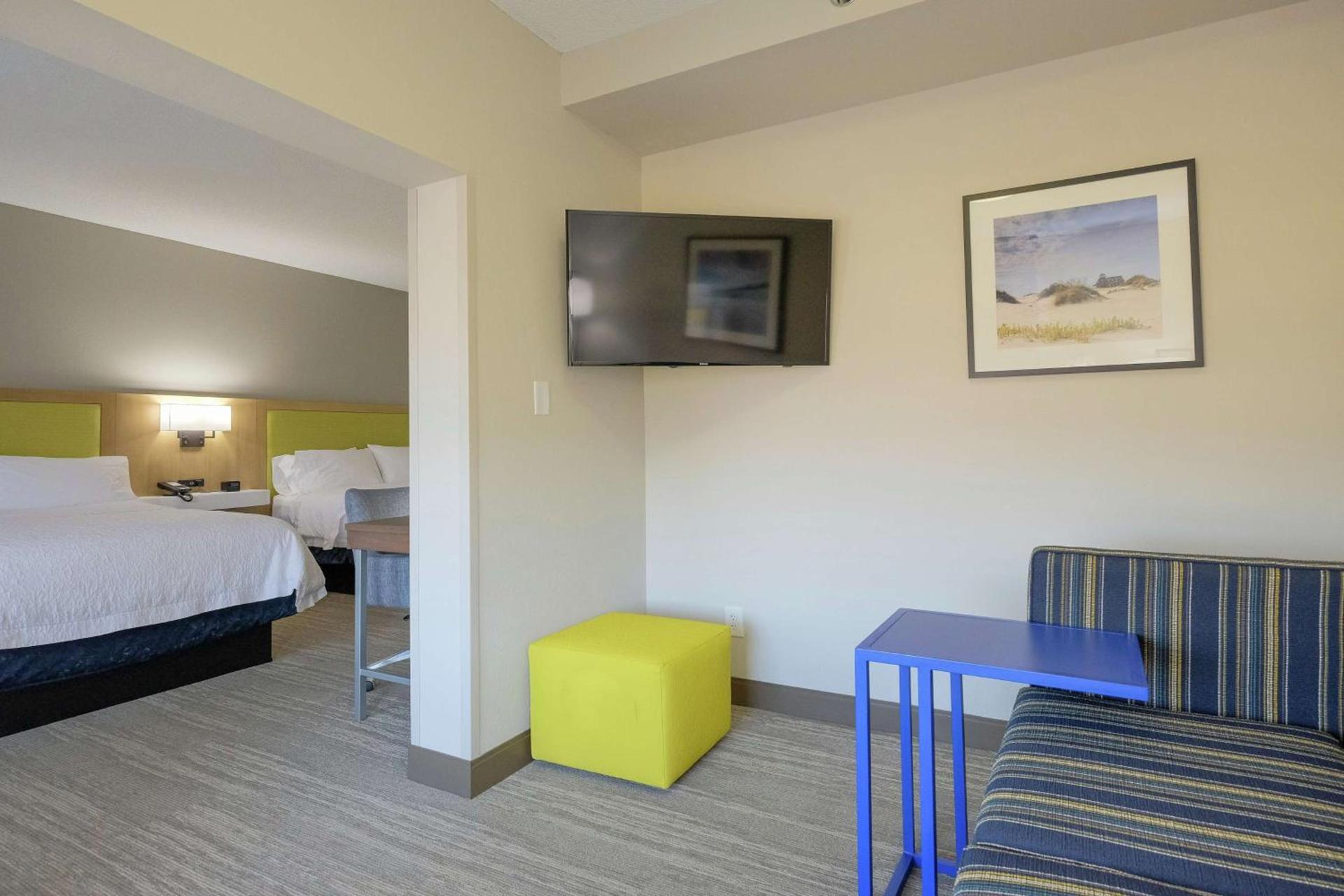 Hampton Inn Edenton photo 67